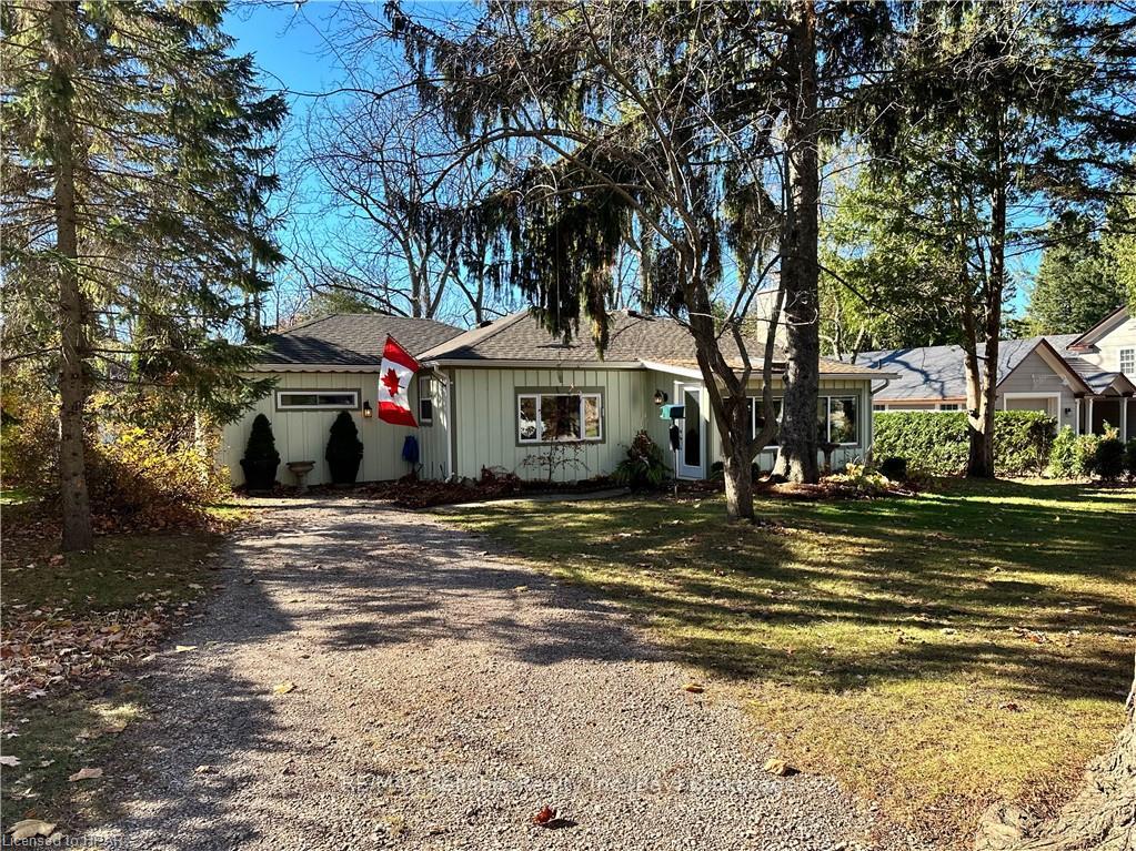 Photo 6 of 33 Main St N Street, Bluewater, Bayfield — HOMEH