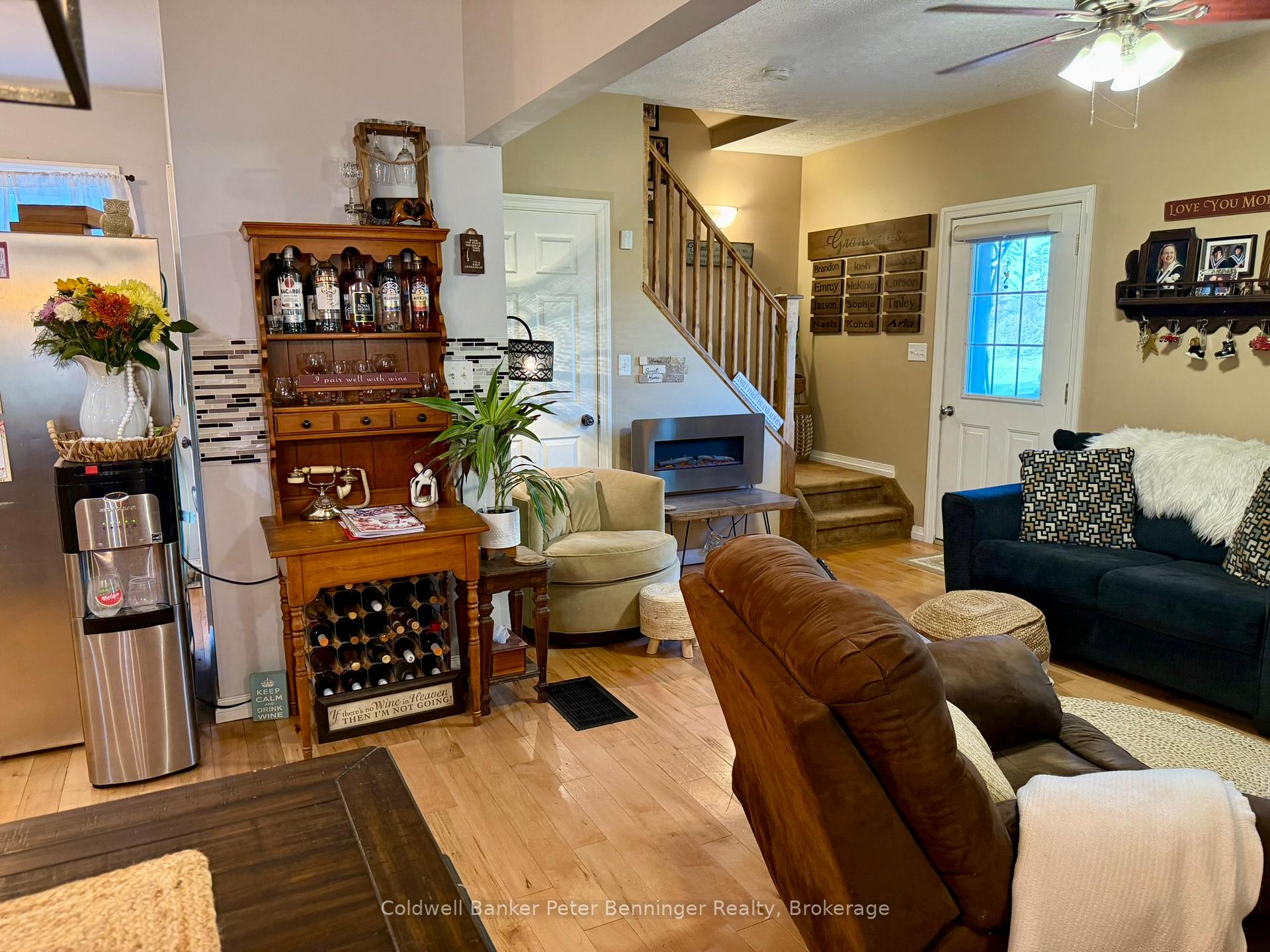 Photo 6 of 35 King Street, Brockton — HOMEH