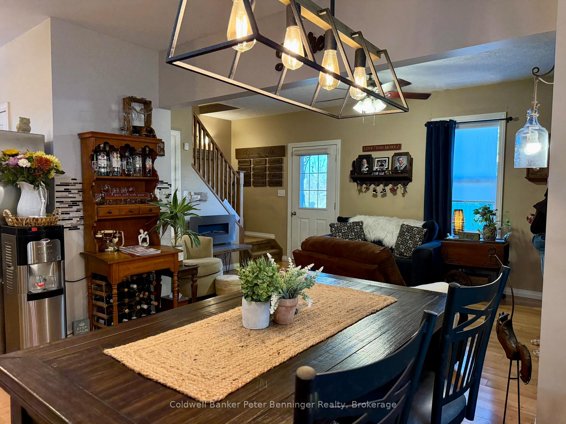Photo 10 of 35 King Street, Brockton — HOMEH