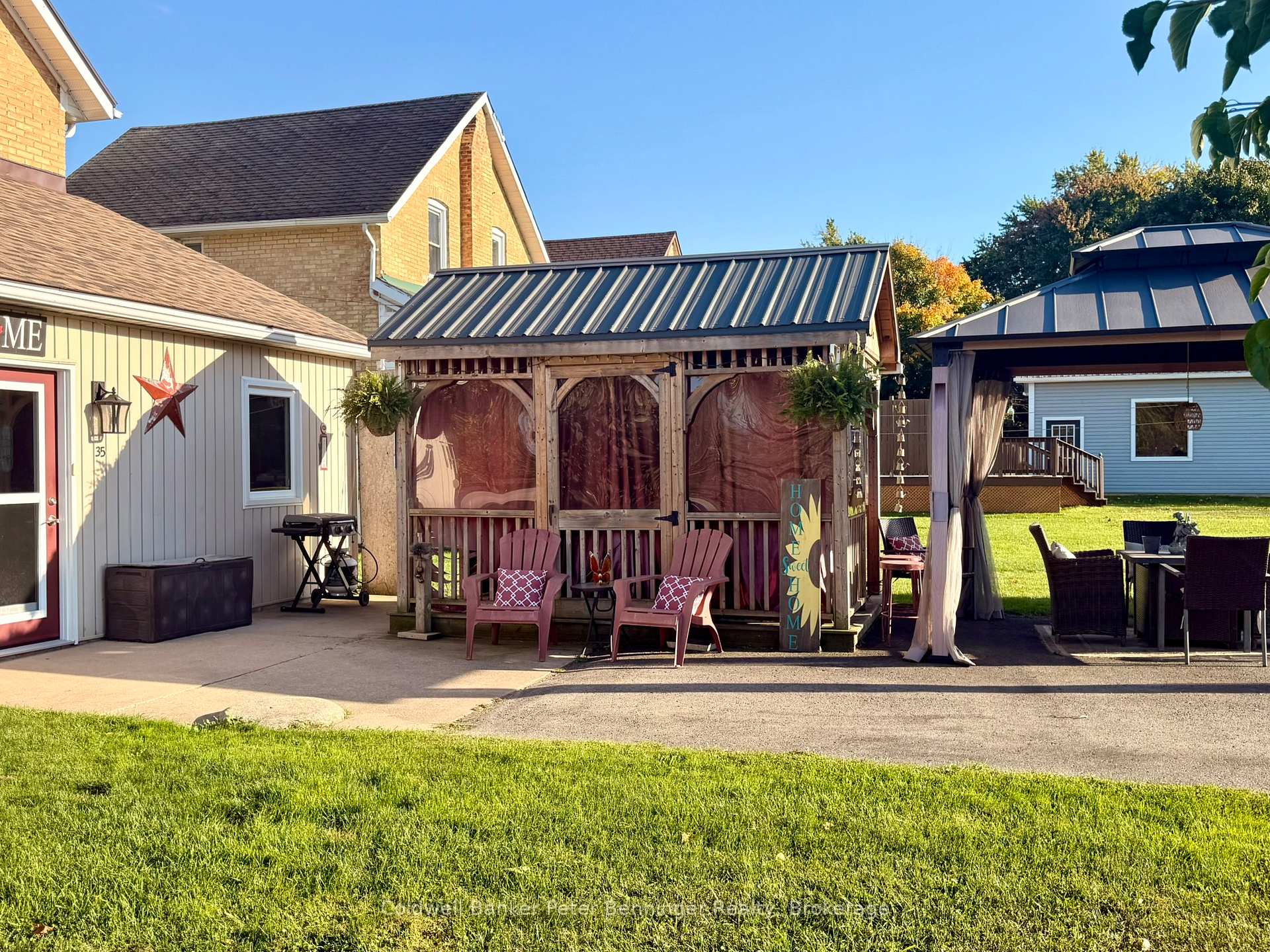 Photo 27 of 35 King Street, Brockton — HOMEH