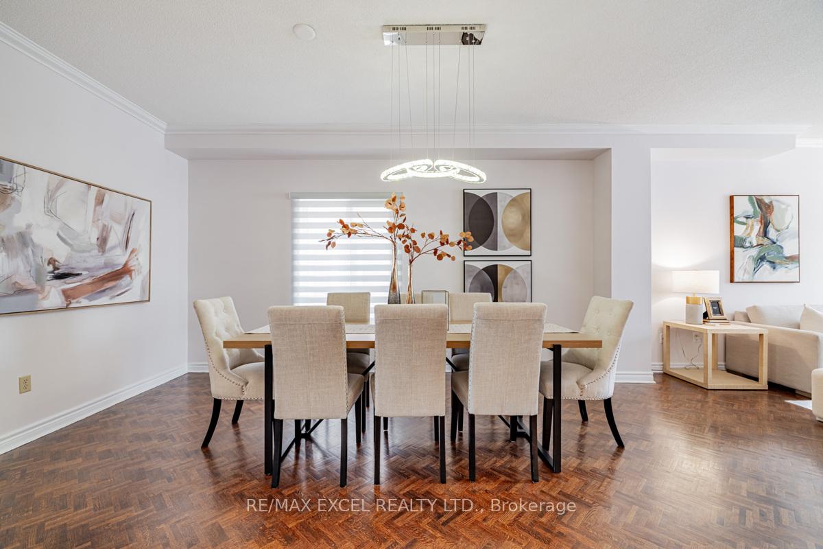 Photo 4 of 91 Thornway Avenue, Vaughan, Brownridge — HOMEH