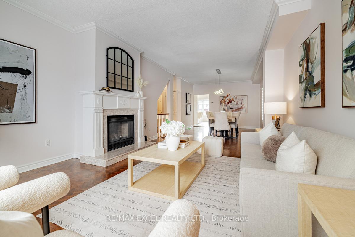 Photo 6 of 91 Thornway Avenue, Vaughan, Brownridge — HOMEH