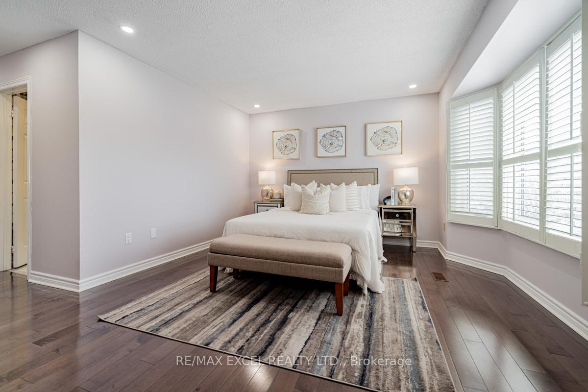 Photo 12 of 91 Thornway Avenue, Vaughan, Brownridge — HOMEH