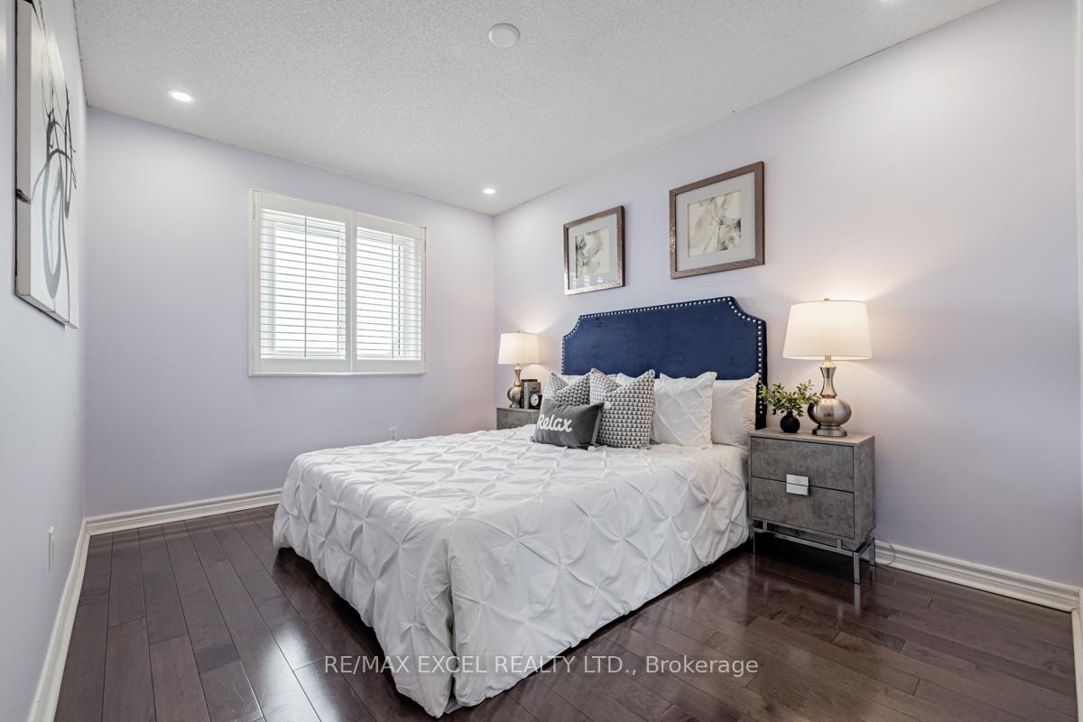 Photo 16 of 91 Thornway Avenue, Vaughan, Brownridge — HOMEH