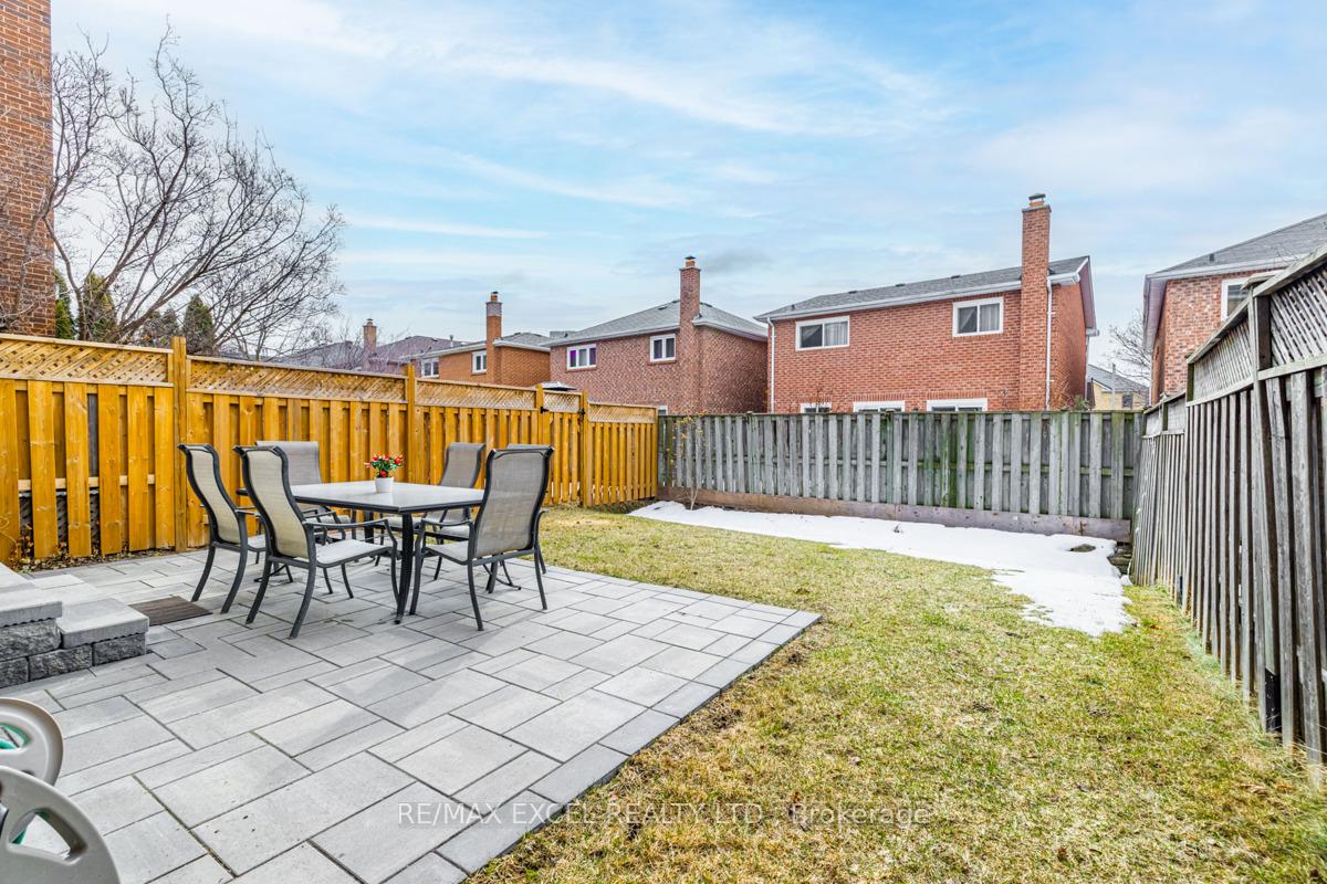 Photo 23 of 91 Thornway Avenue, Vaughan, Brownridge — HOMEH