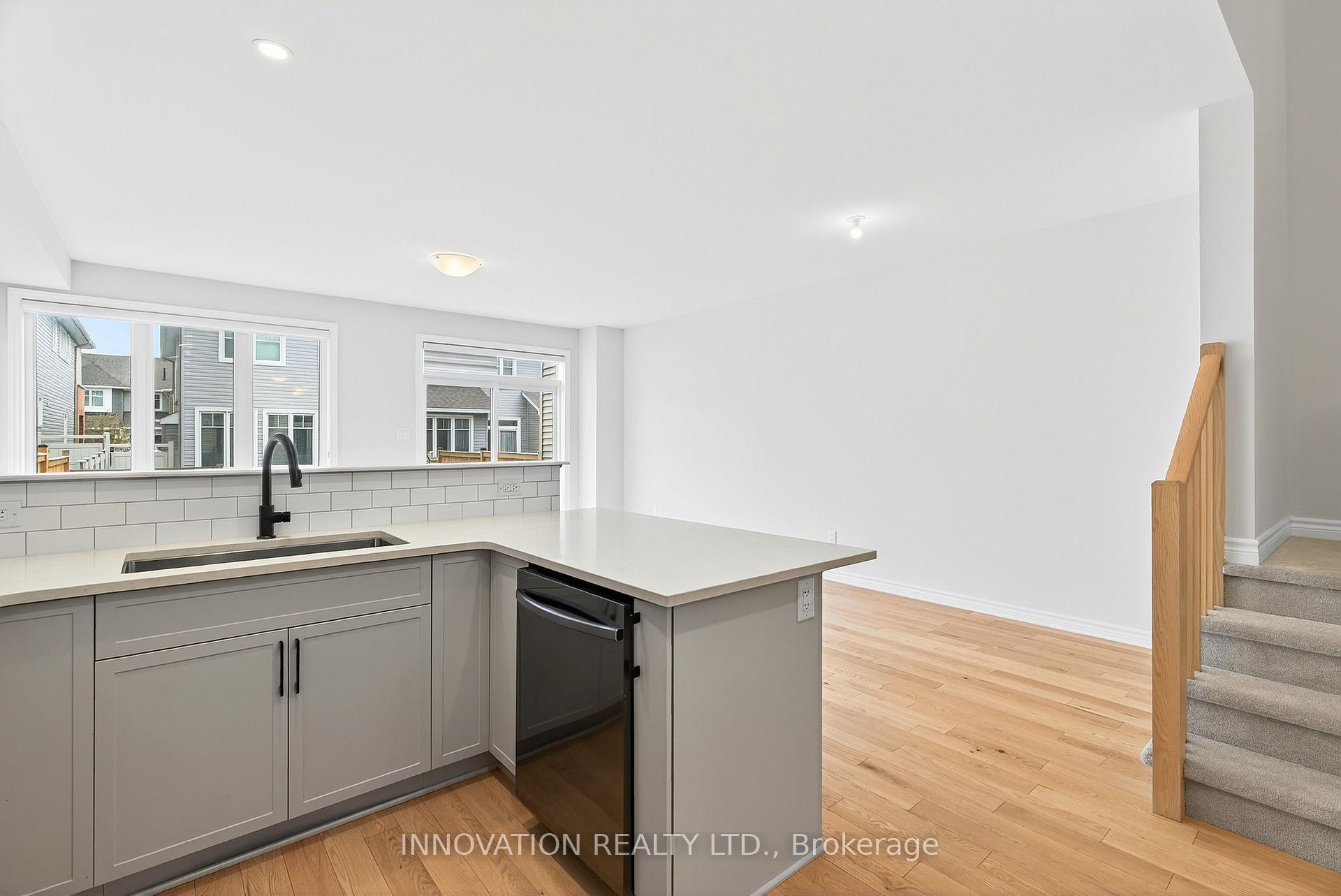 Photo 20 of 105 Nepeta Crescent, Ottawa, Blossom Park/Kemp Park/Findlay Creek — HOMEH