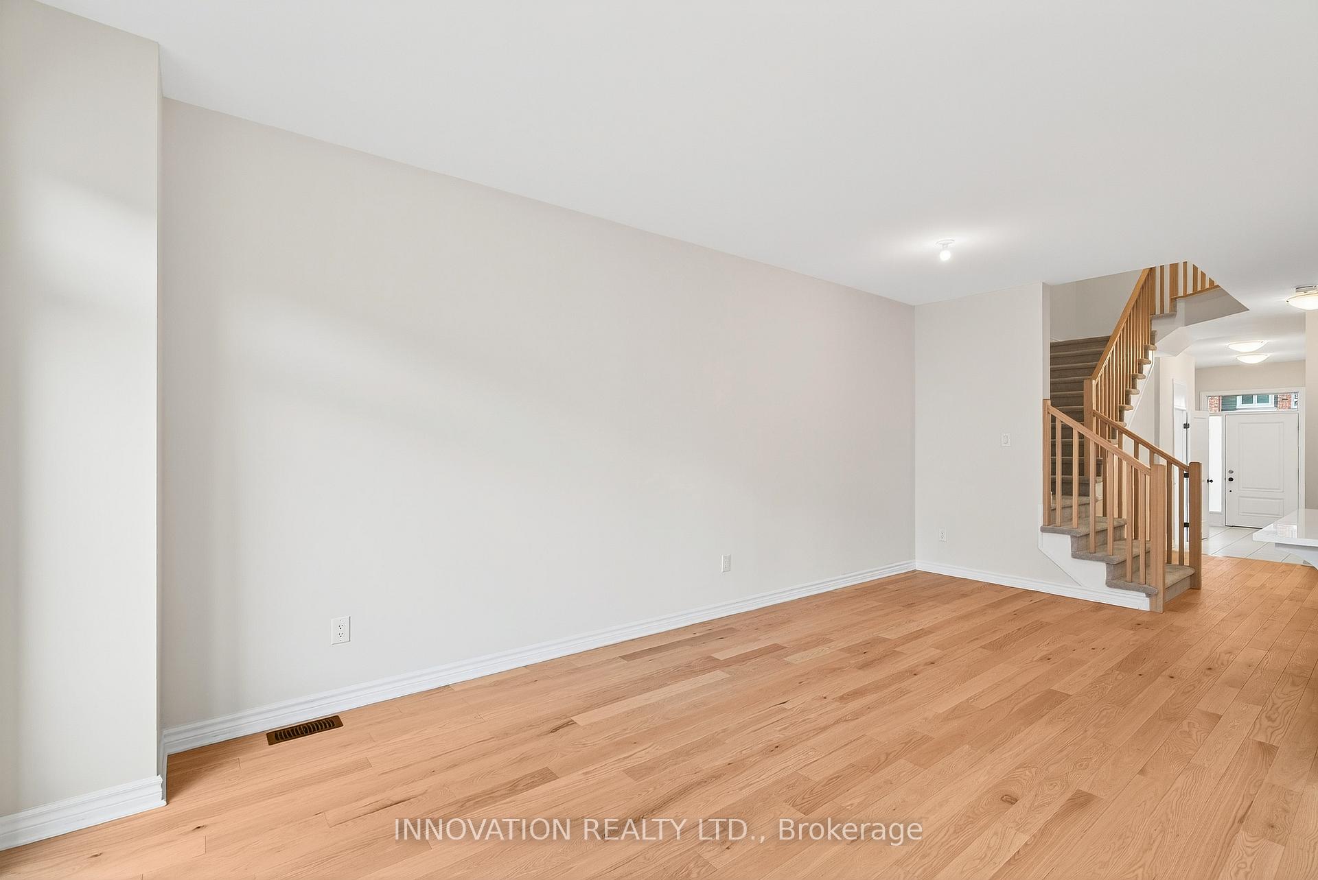 Photo 16 of 105 Nepeta Crescent, Ottawa, Blossom Park/Kemp Park/Findlay Creek — HOMEH