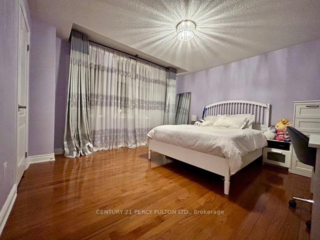 Photo 14 of 117 Highmark Drive, Vaughan, Vellore Village — HOMEH