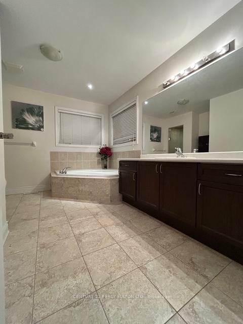 Photo 18 of 117 Highmark Drive, Vaughan, Vellore Village — HOMEH