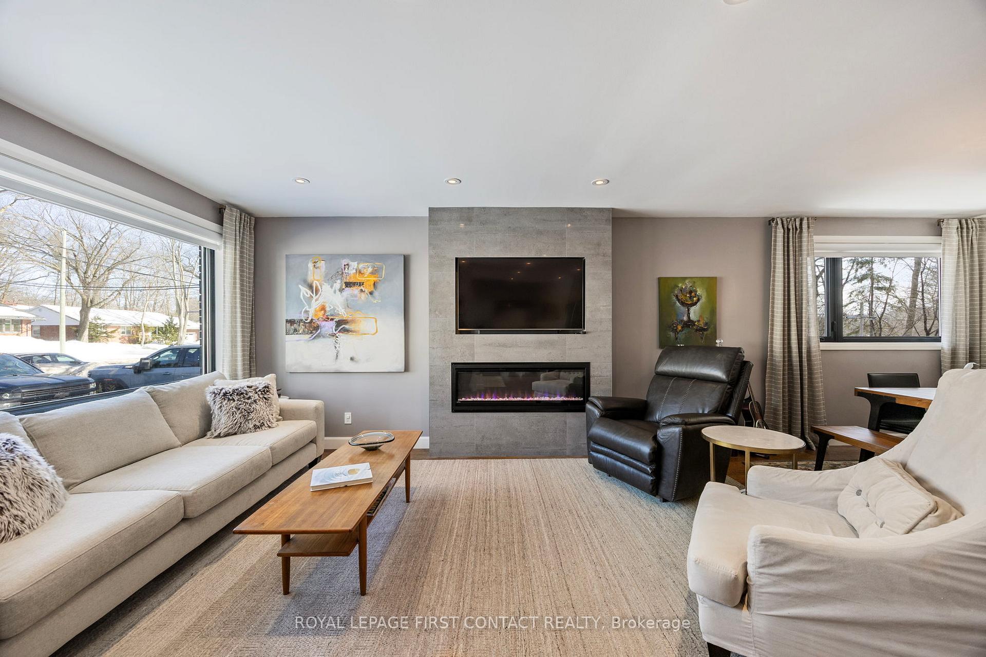 Photo 4 of 89 Letitia Street, Barrie, Sunnidale — HOMEH