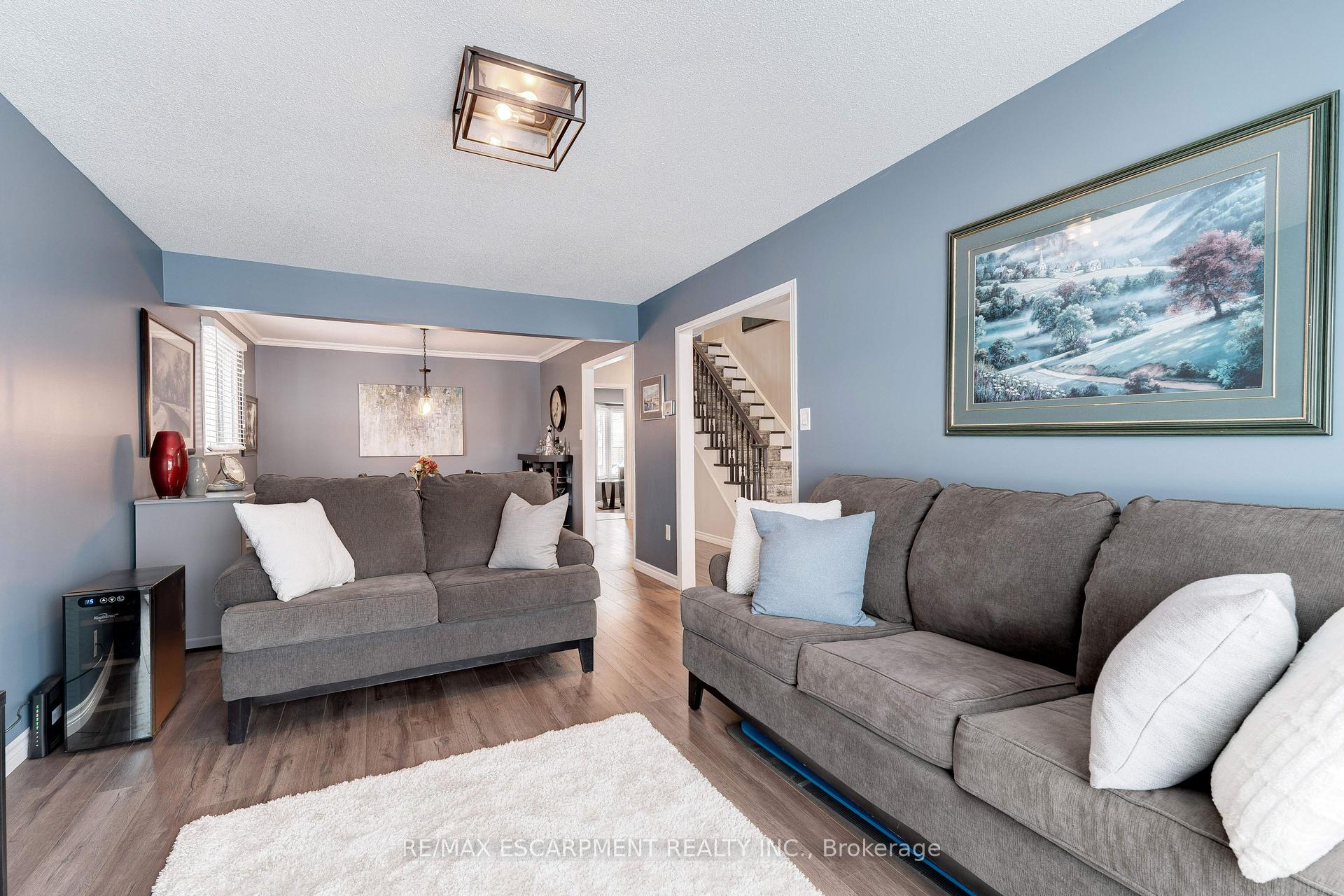 Photo 6 of 3436 Bristol Drive, Burlington, Palmer — HOMEH