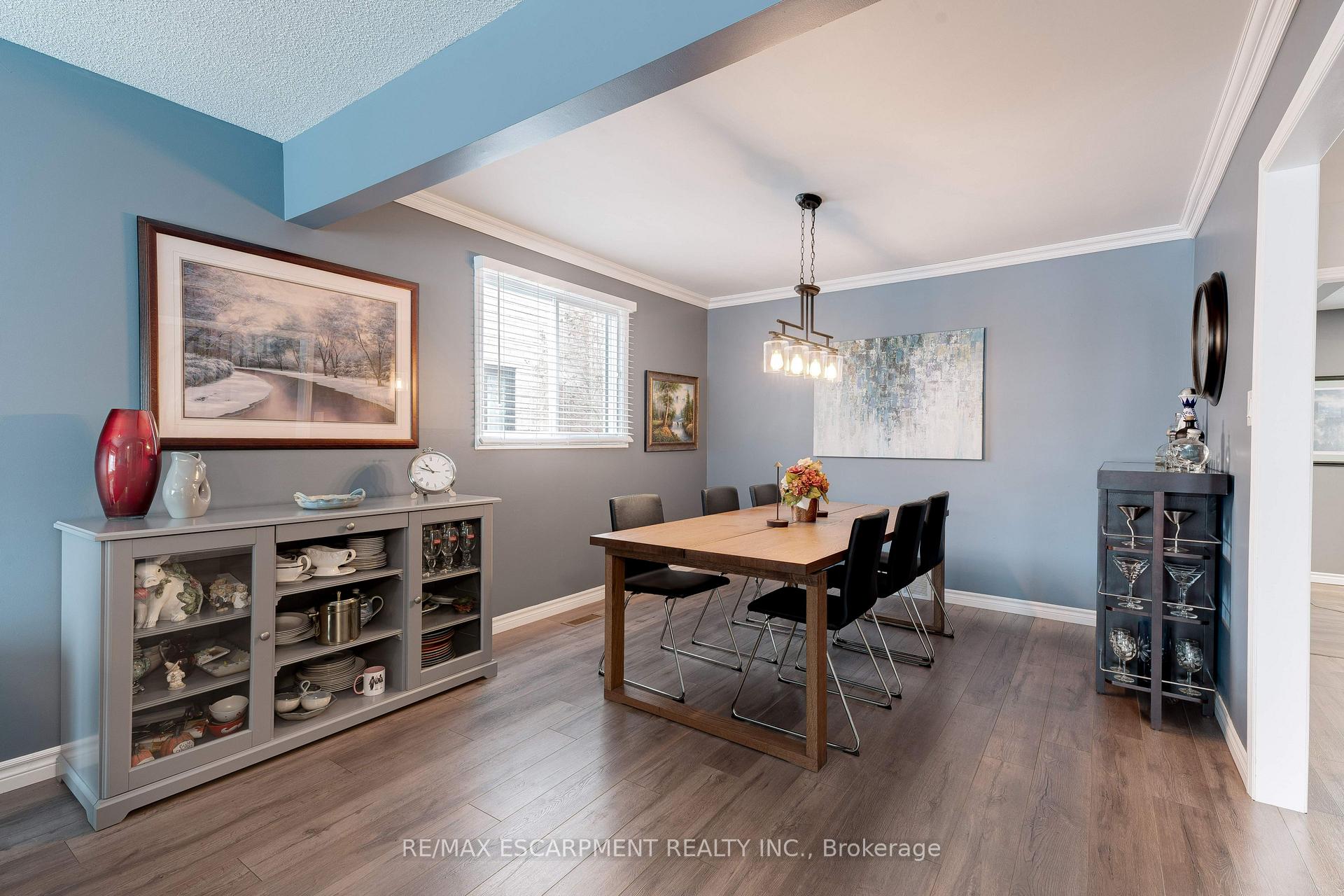Photo 7 of 3436 Bristol Drive, Burlington, Palmer — HOMEH