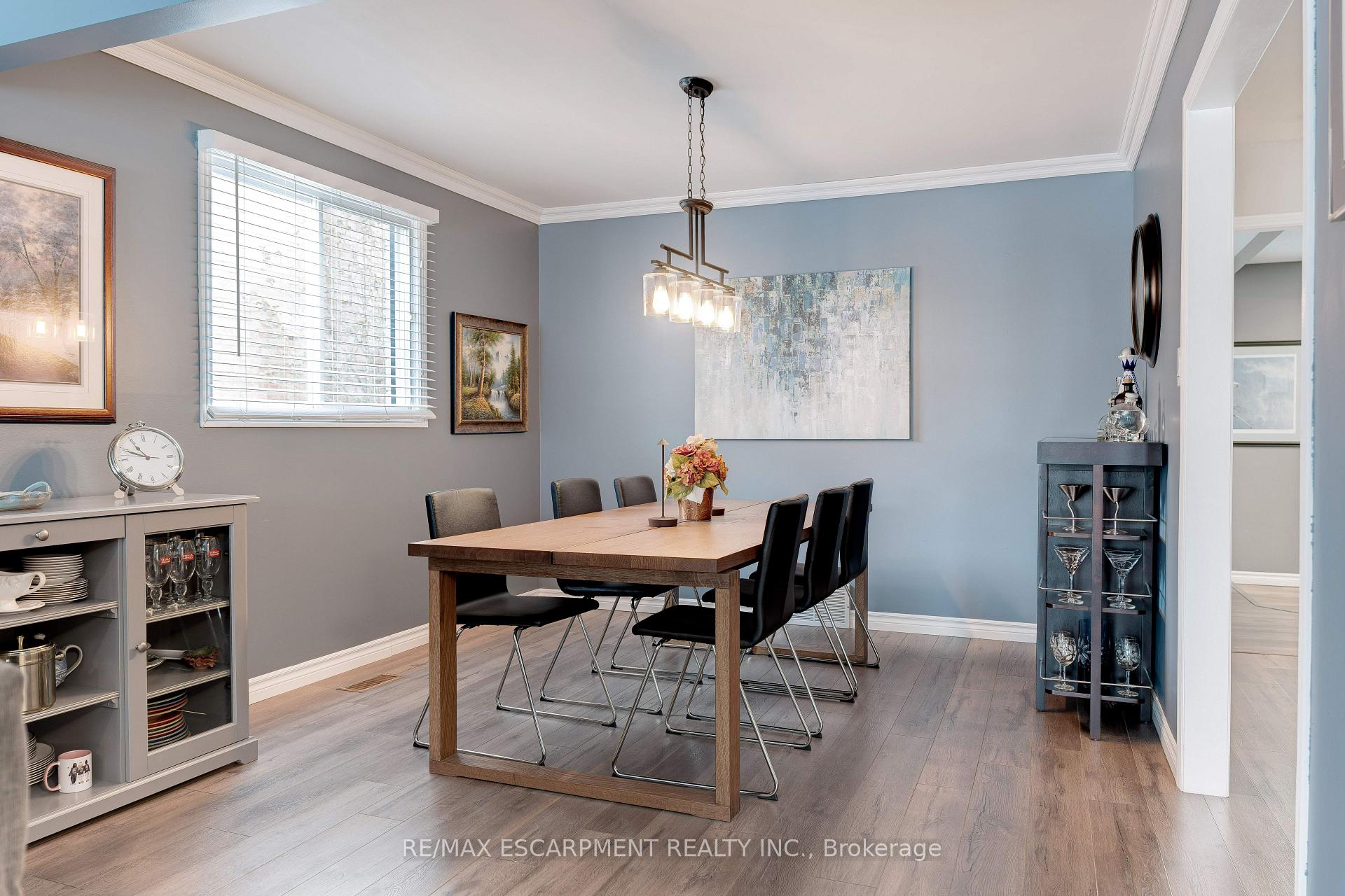 Photo 8 of 3436 Bristol Drive, Burlington, Palmer — HOMEH