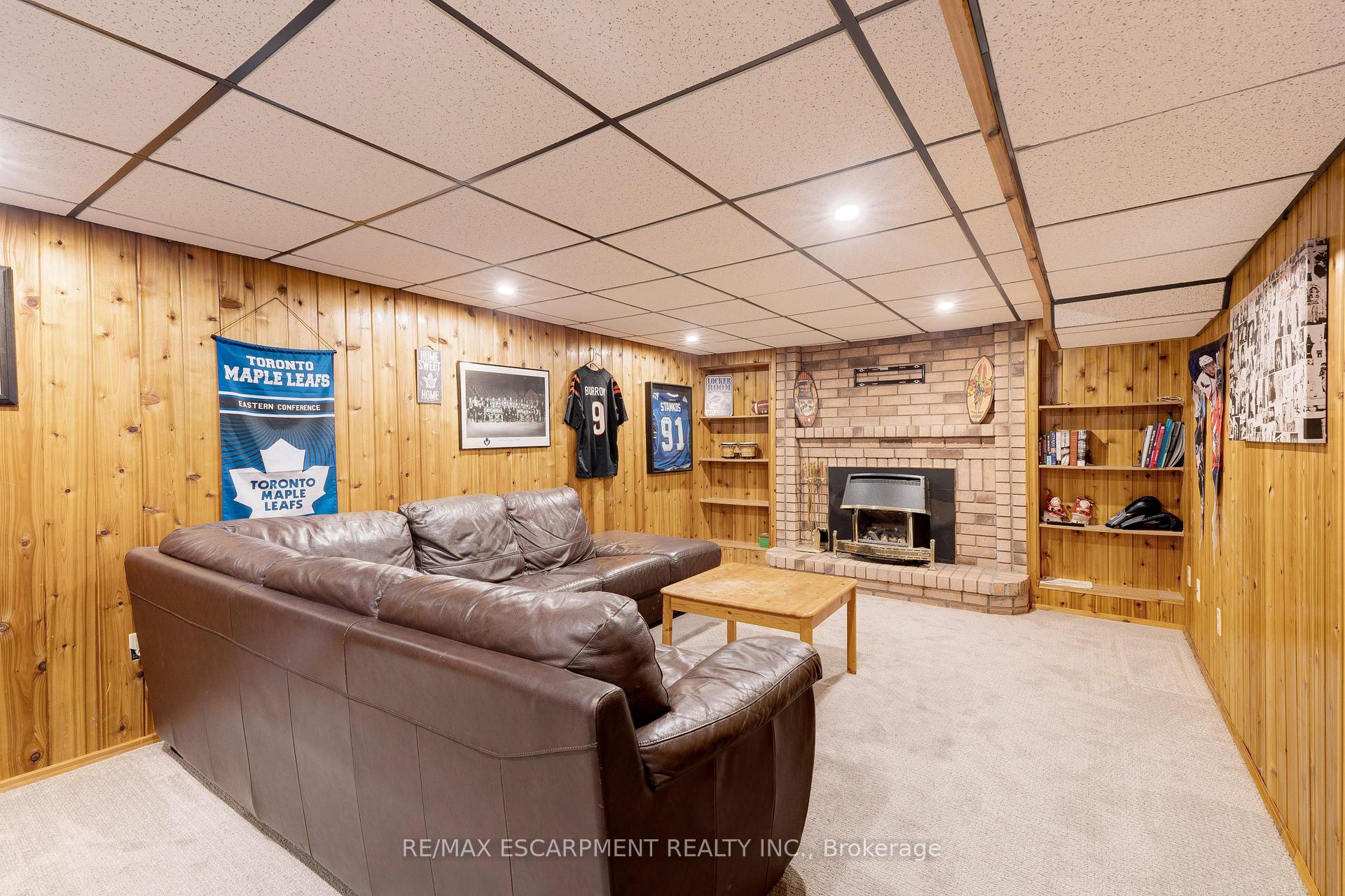 Photo 32 of 3436 Bristol Drive, Burlington, Palmer — HOMEH