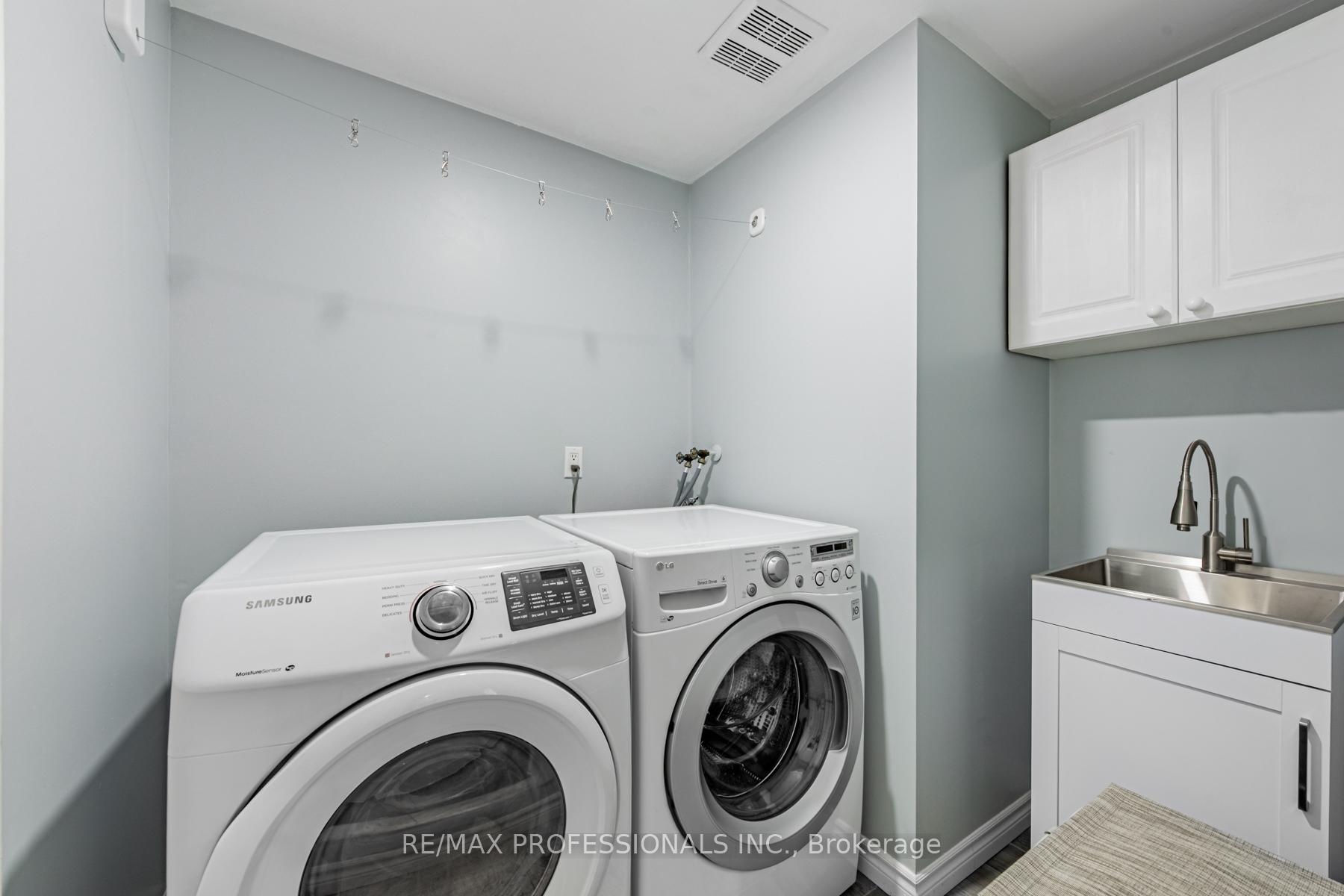 Photo 15 of 71 Elena Crescent, Vaughan, Maple — HOMEH