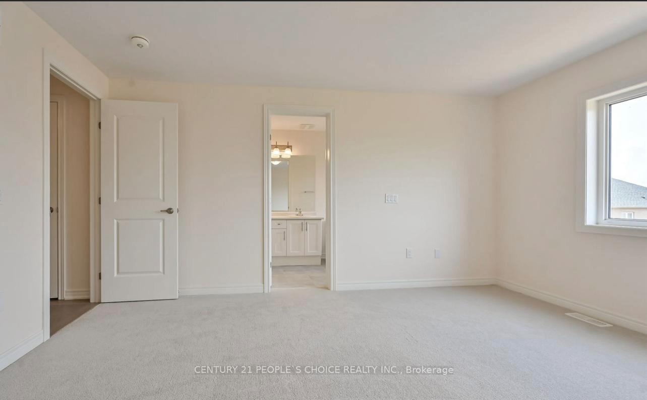 Photo 3 of 1091 Garner Road E, Hamilton, Meadowlands — HOMEH