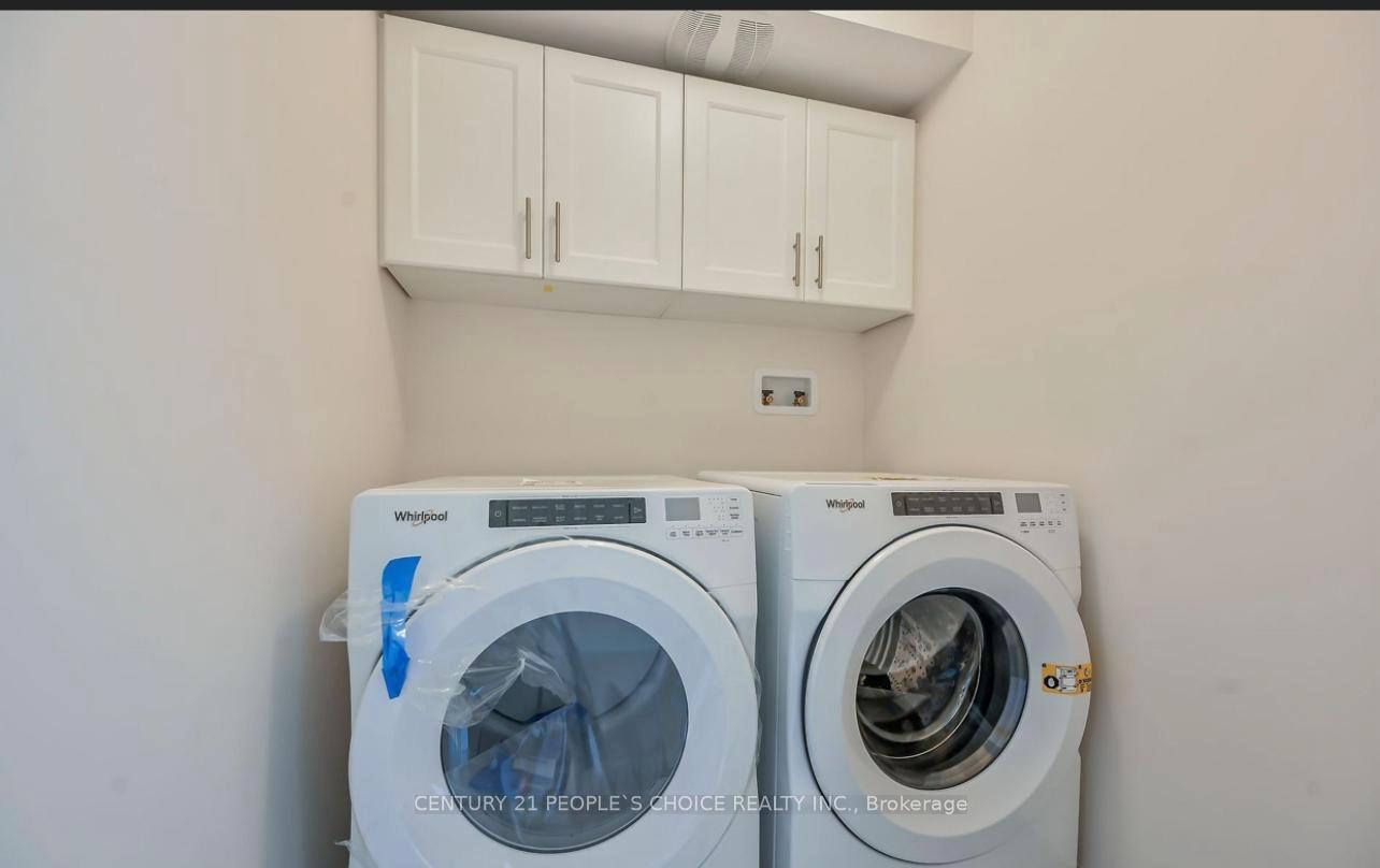 Photo 5 of 1091 Garner Road E, Hamilton, Meadowlands — HOMEH