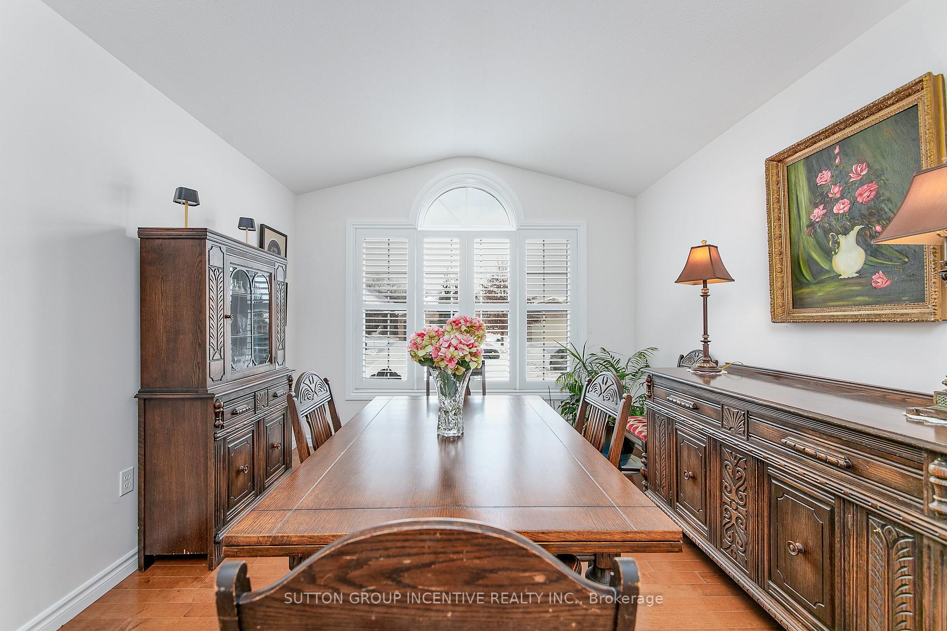 Photo 7 of 102 Seline Crescent, Barrie, Painswick South — HOMEH