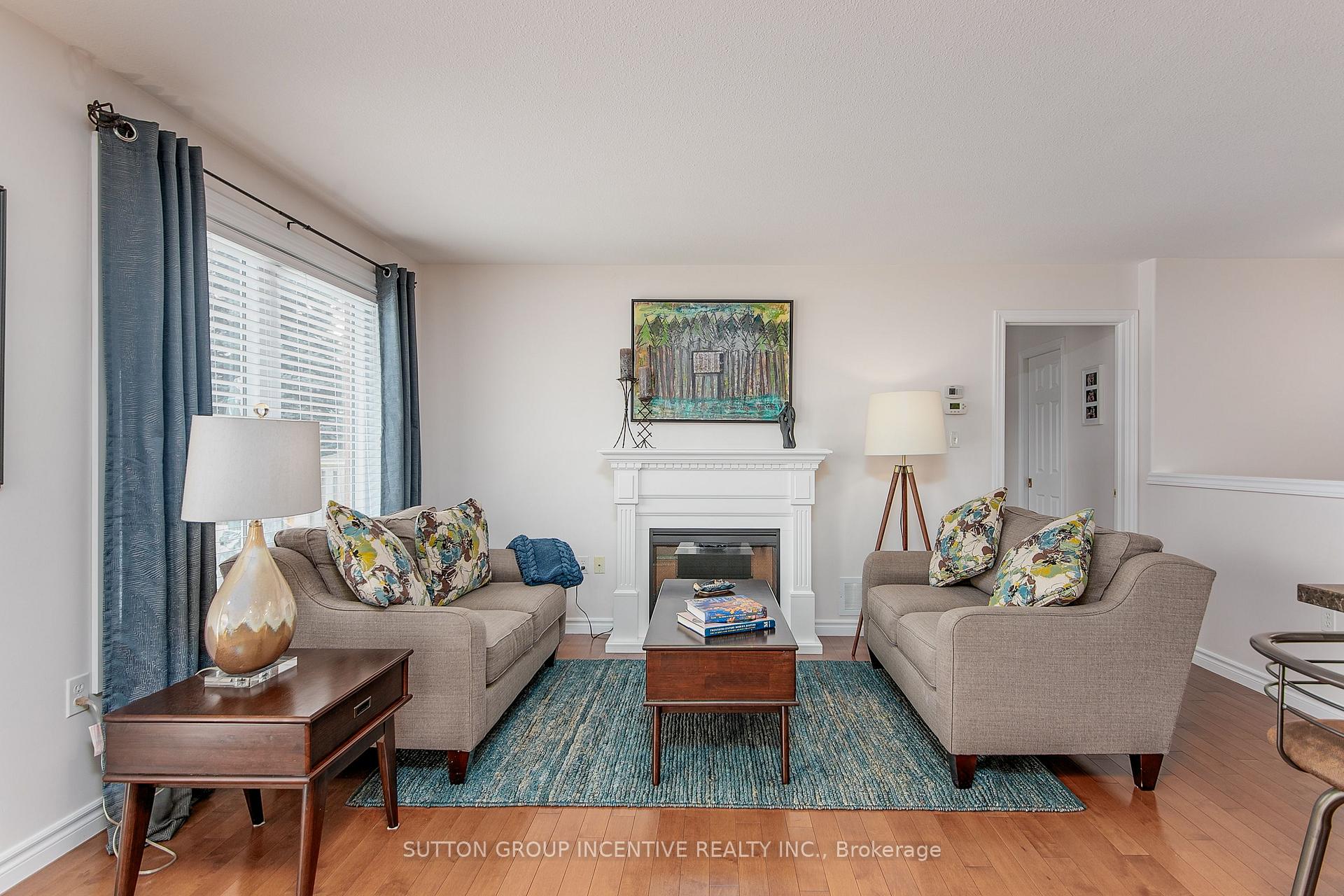Photo 15 of 102 Seline Crescent, Barrie, Painswick South — HOMEH