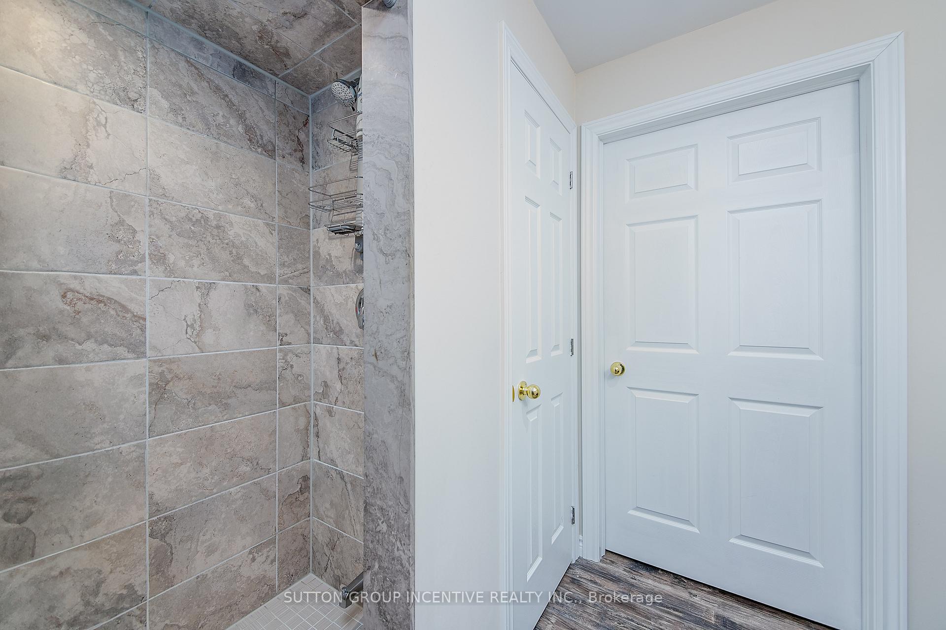 Photo 35 of 102 Seline Crescent, Barrie, Painswick South — HOMEH