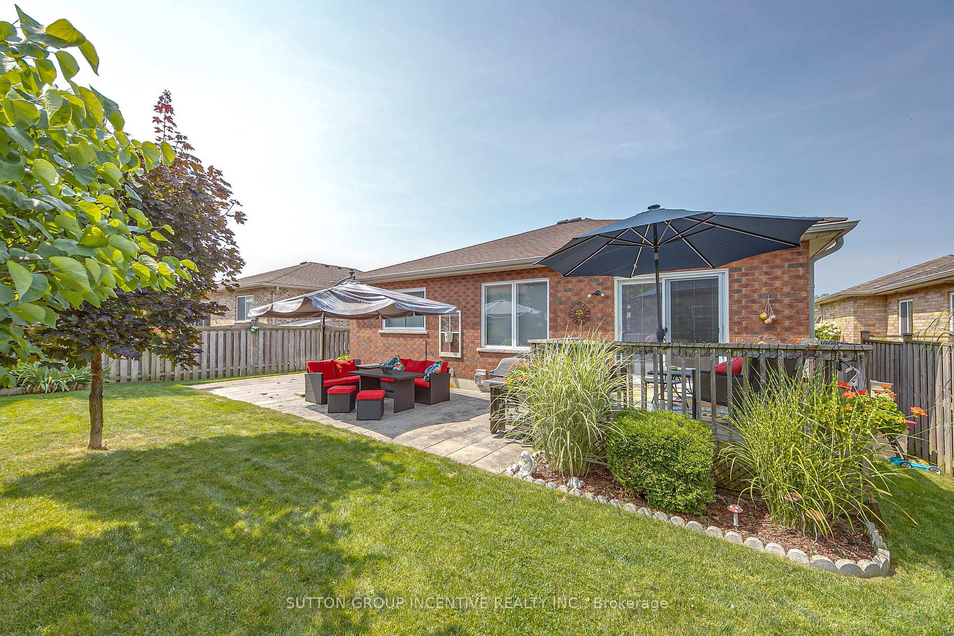 Photo 40 of 102 Seline Crescent, Barrie, Painswick South — HOMEH