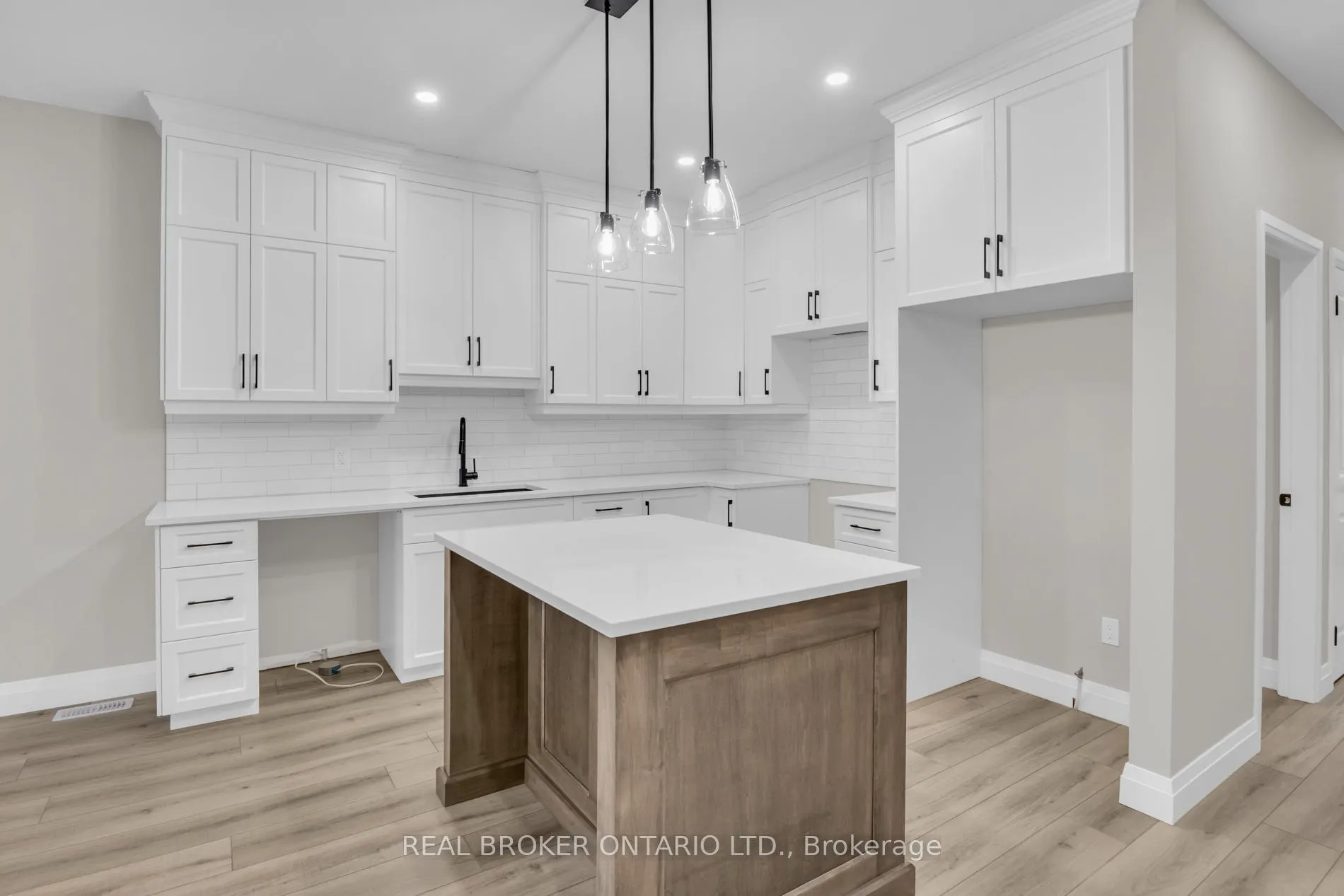 Photo 26 of Unit 27, 29 Weymouth Street, Woolwich, Confederation Heights — HOMEH