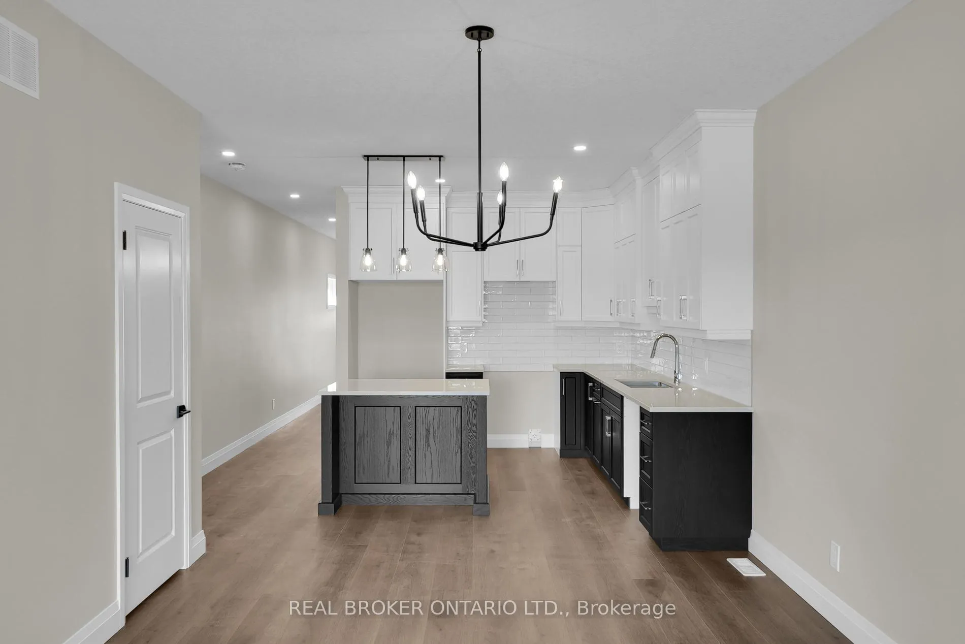 Photo 31 of Unit 27, 29 Weymouth Street, Woolwich, Confederation Heights — HOMEH