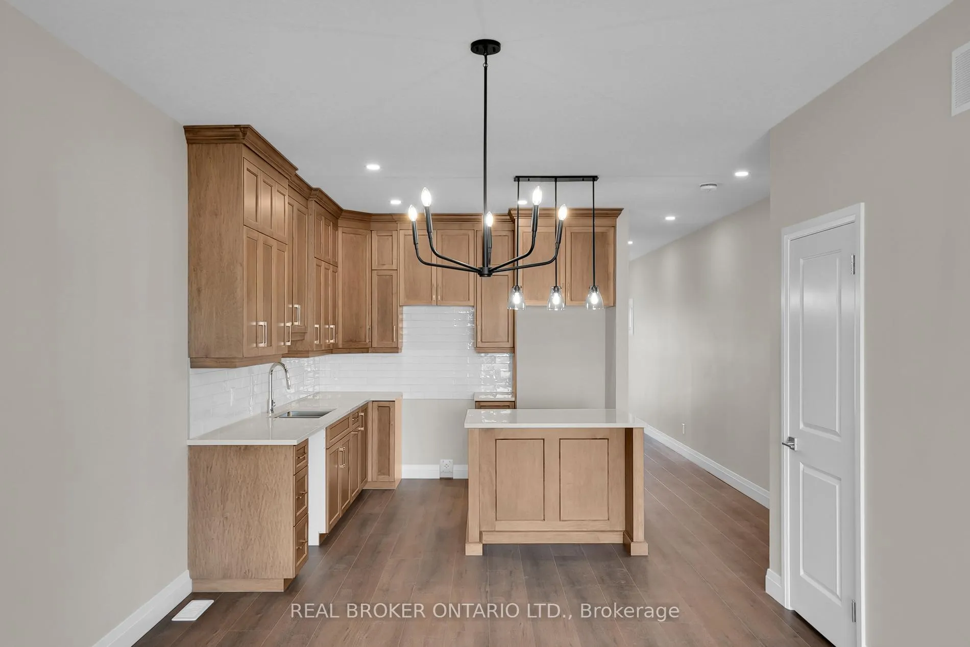 Photo 37 of Unit 27, 29 Weymouth Street, Woolwich, Confederation Heights — HOMEH