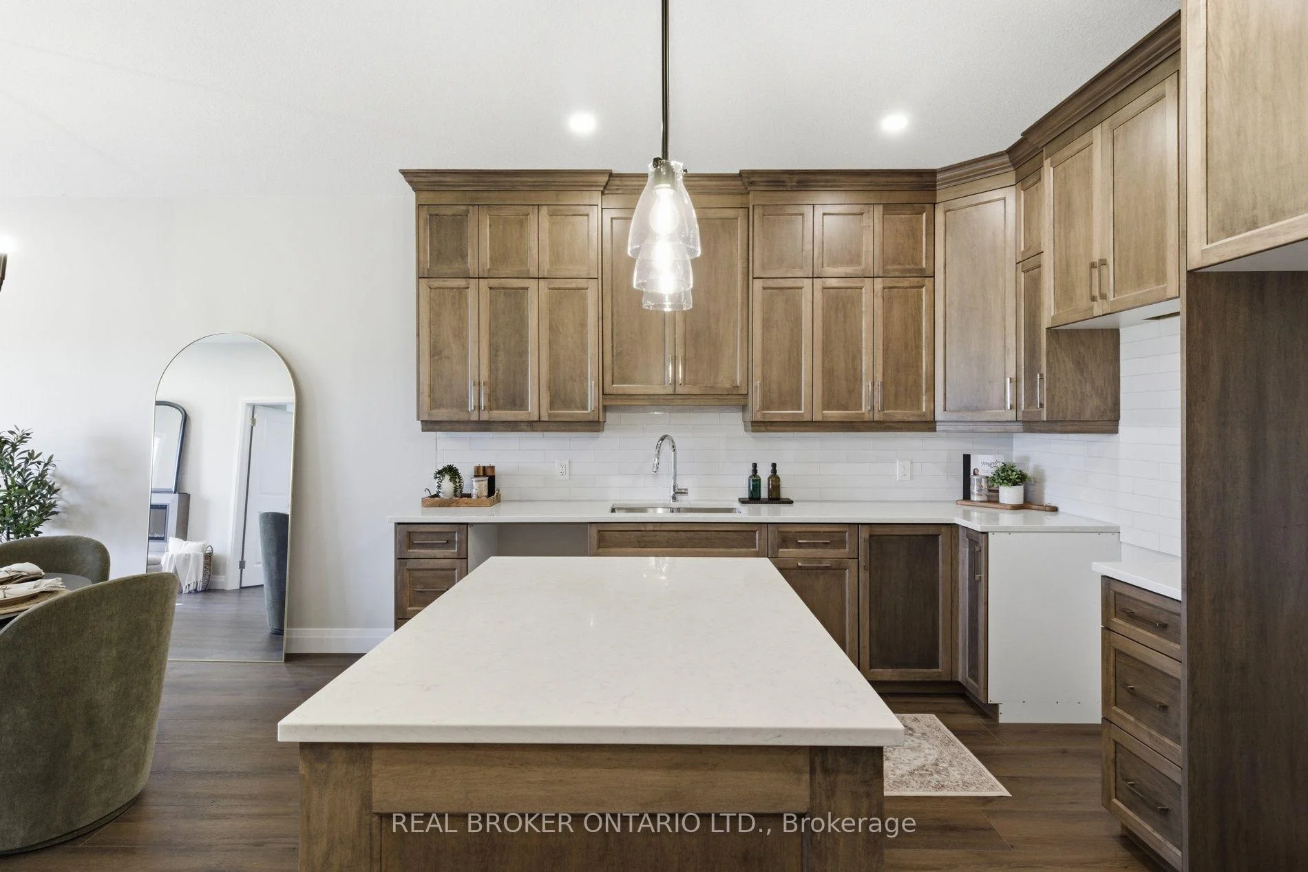 Photo 11 of Unit 27, 29 Weymouth Street, Woolwich, Confederation Heights — HOMEH