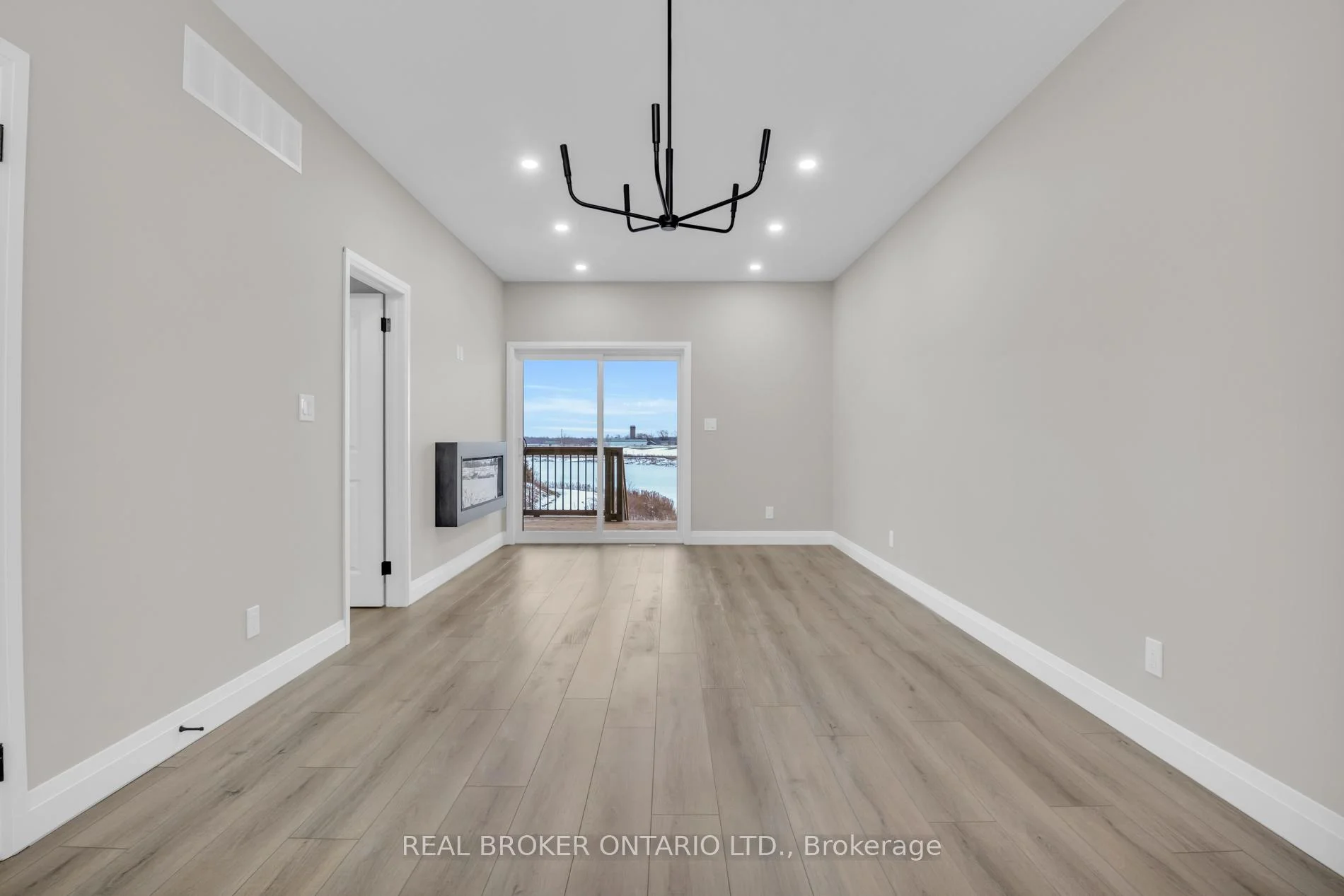 Photo 27 of Unit 27, 29 Weymouth Street, Woolwich, Confederation Heights — HOMEH