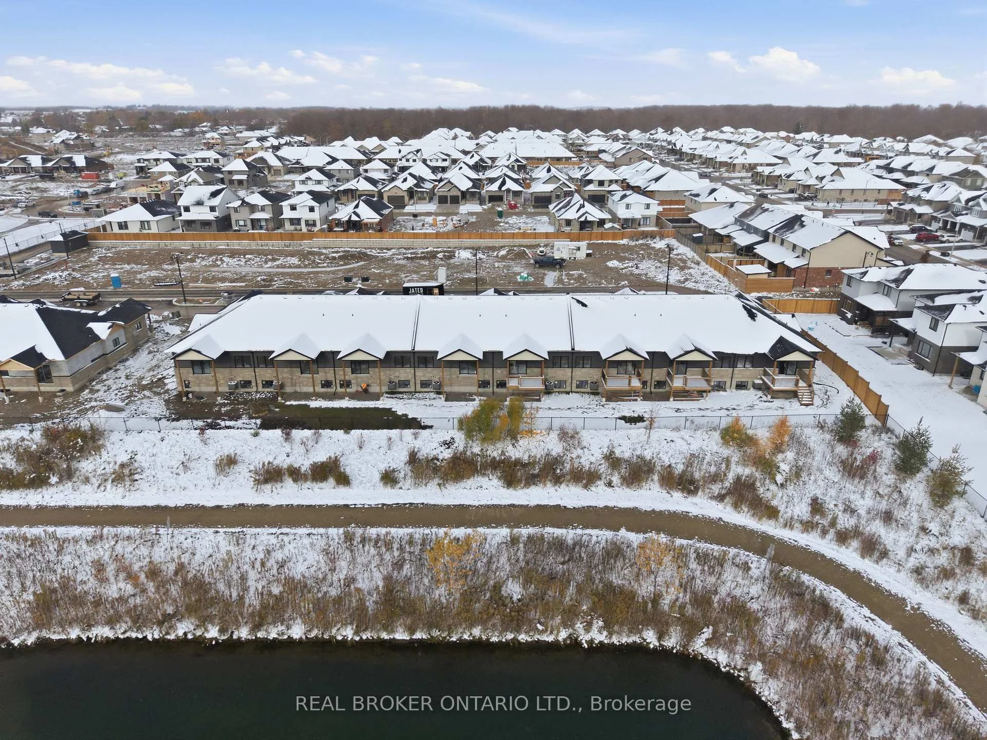 Photo 41 of Unit 27, 29 Weymouth Street, Woolwich, Confederation Heights — HOMEH