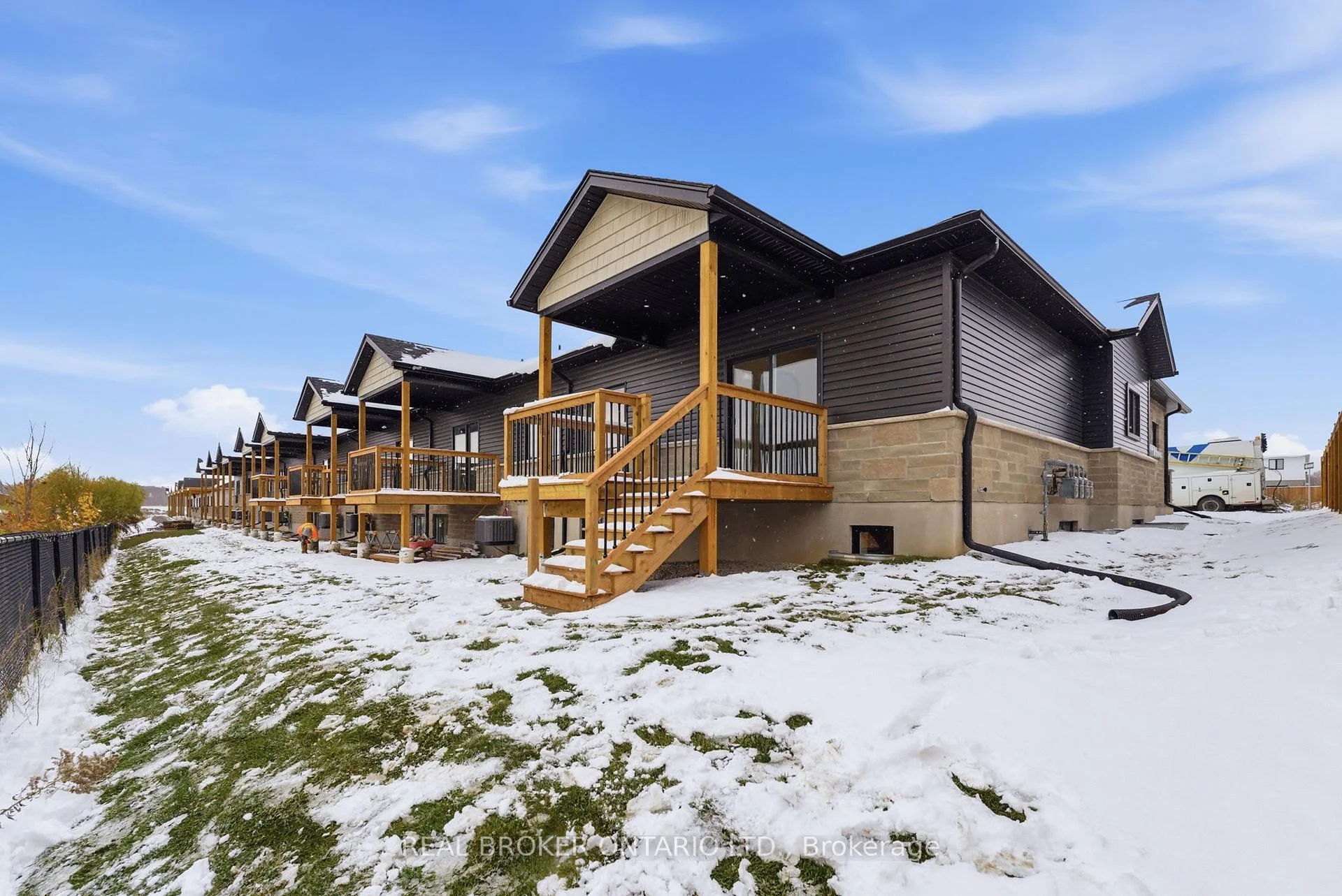 Photo 43 of Unit 27, 29 Weymouth Street, Woolwich, Confederation Heights — HOMEH