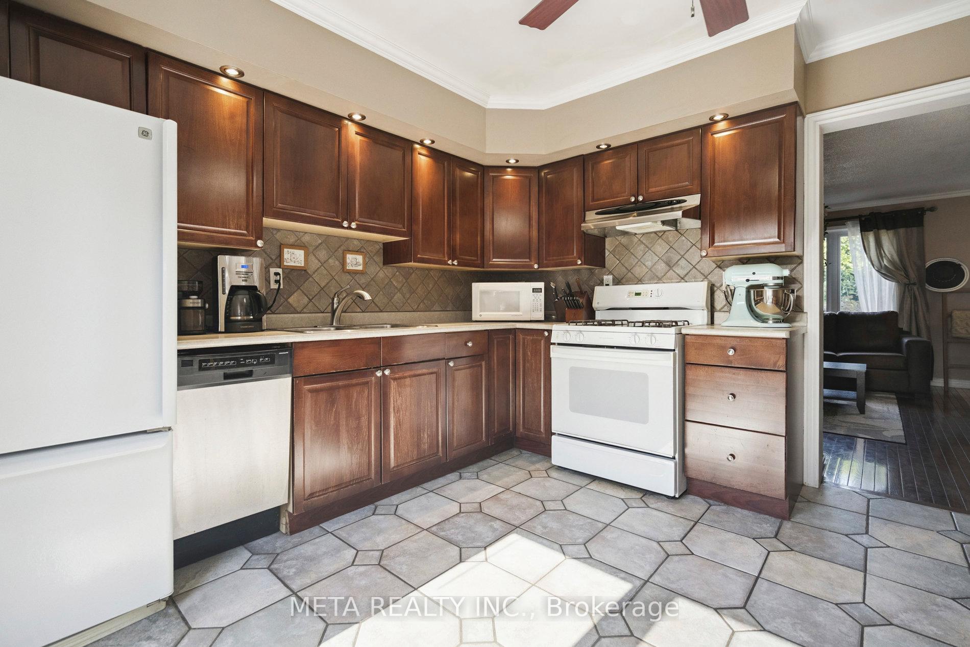 Photo 6 of 159 St. Andrews Drive, Hamilton, Vincent — HOMEH