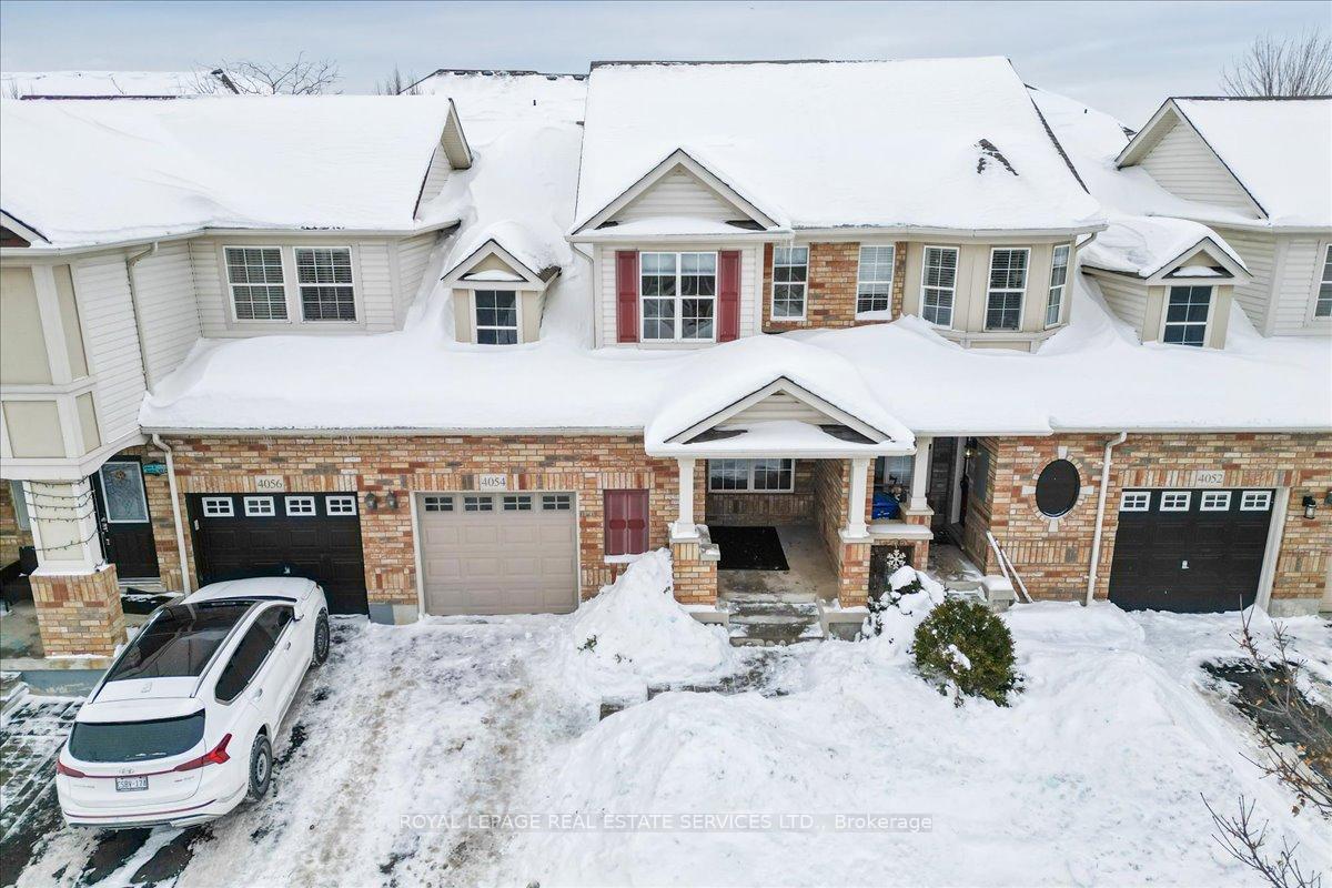 Photo 2 of 4054 Donnic Drive, Burlington, Alton — HOMEH