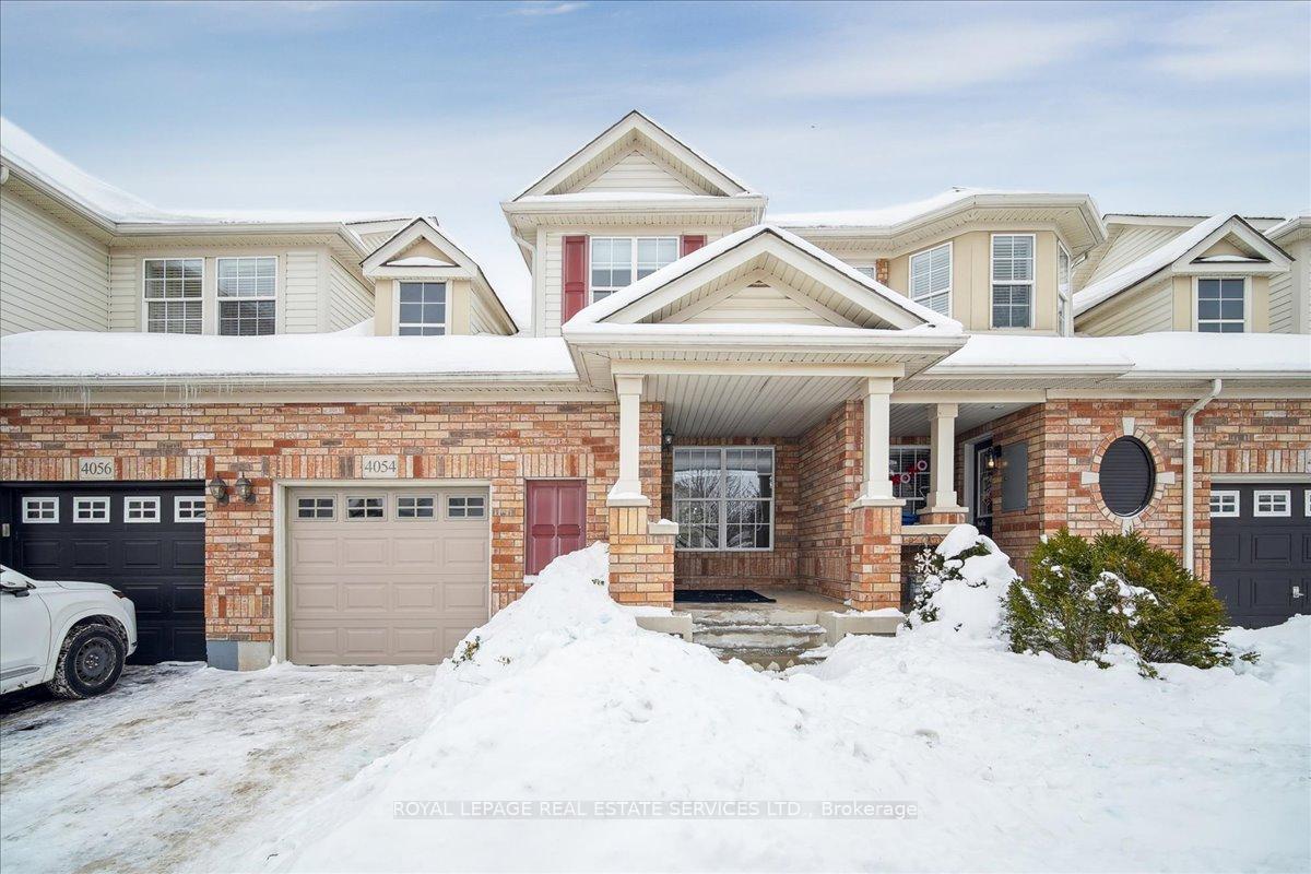 Photo 5 of 4054 Donnic Drive, Burlington, Alton — HOMEH