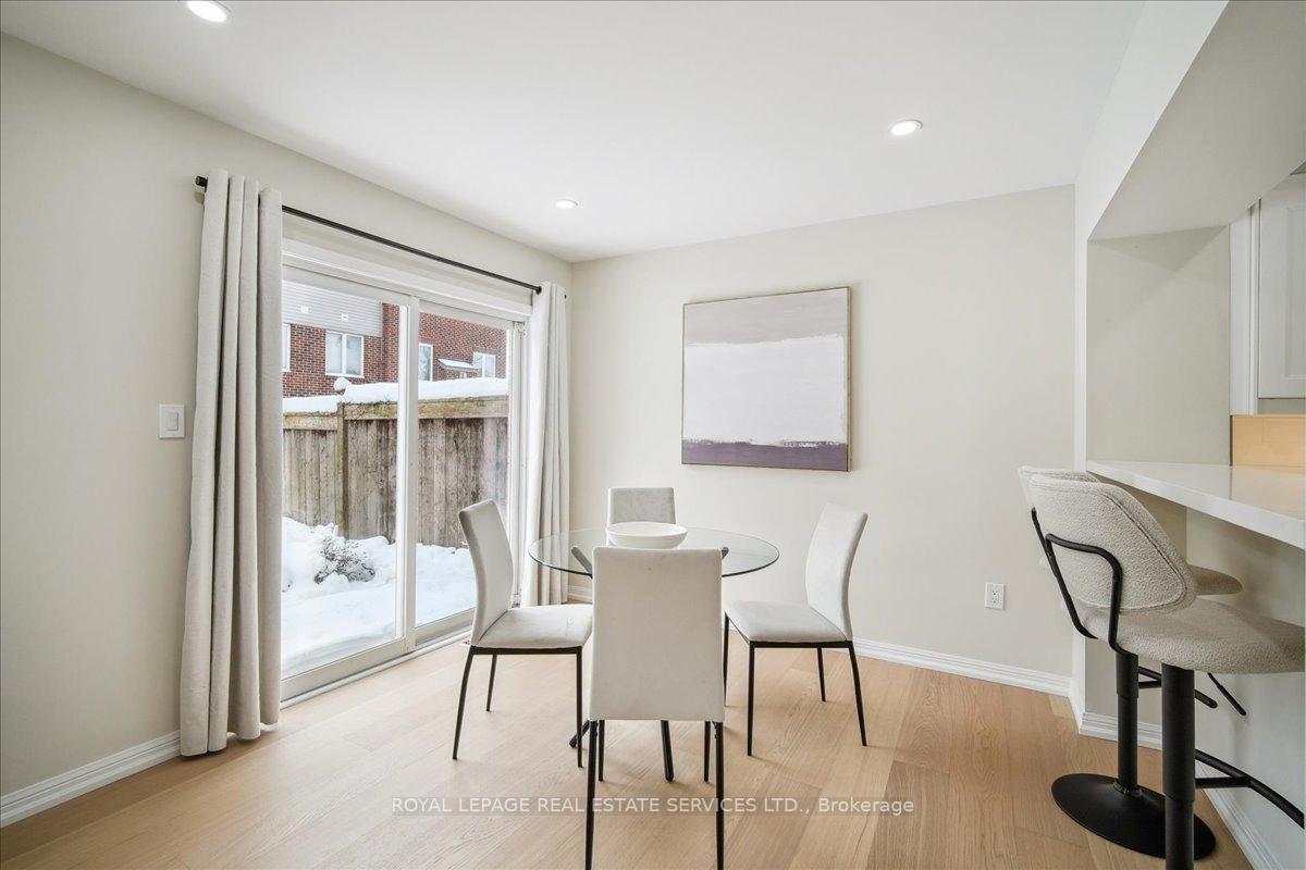 Photo 10 of 4054 Donnic Drive, Burlington, Alton — HOMEH