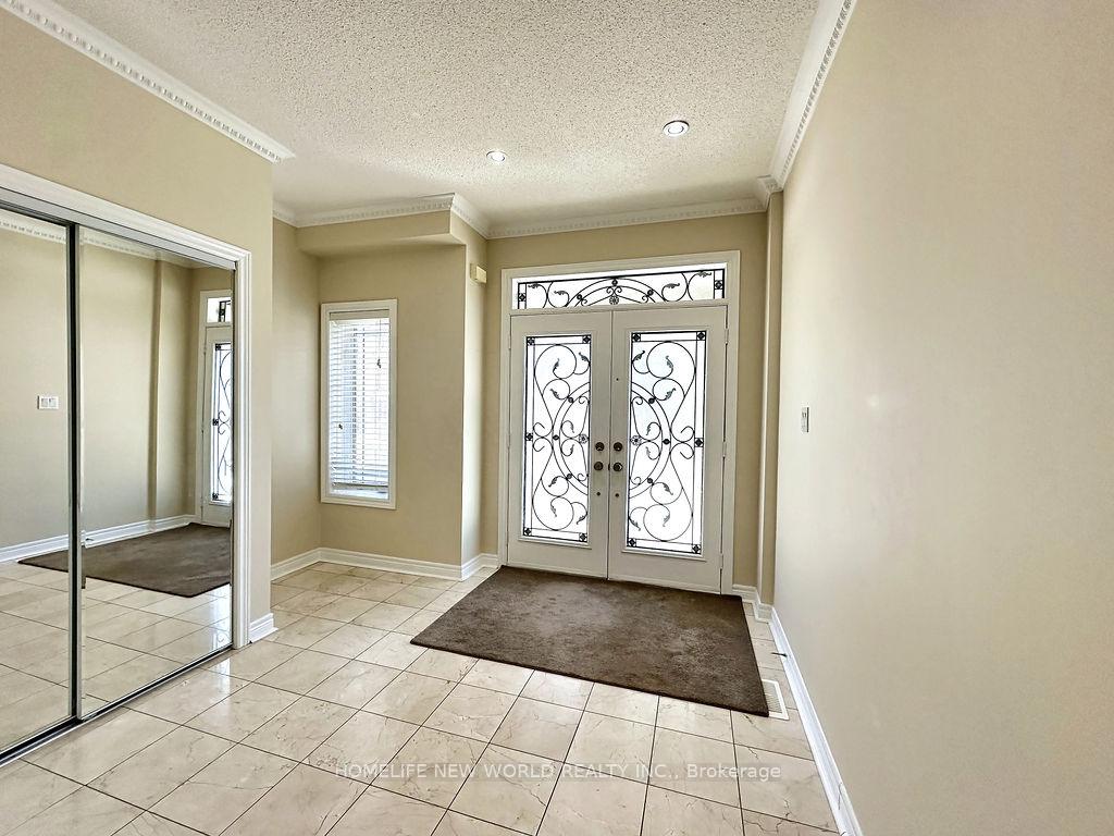 Photo 4 of 79 Chopin Boulevard, Vaughan, Patterson — HOMEH