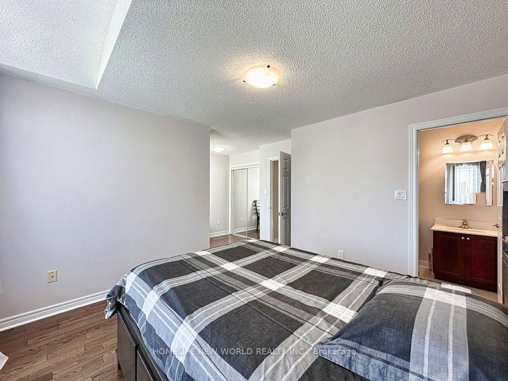 Photo 20 of 79 Chopin Boulevard, Vaughan, Patterson — HOMEH