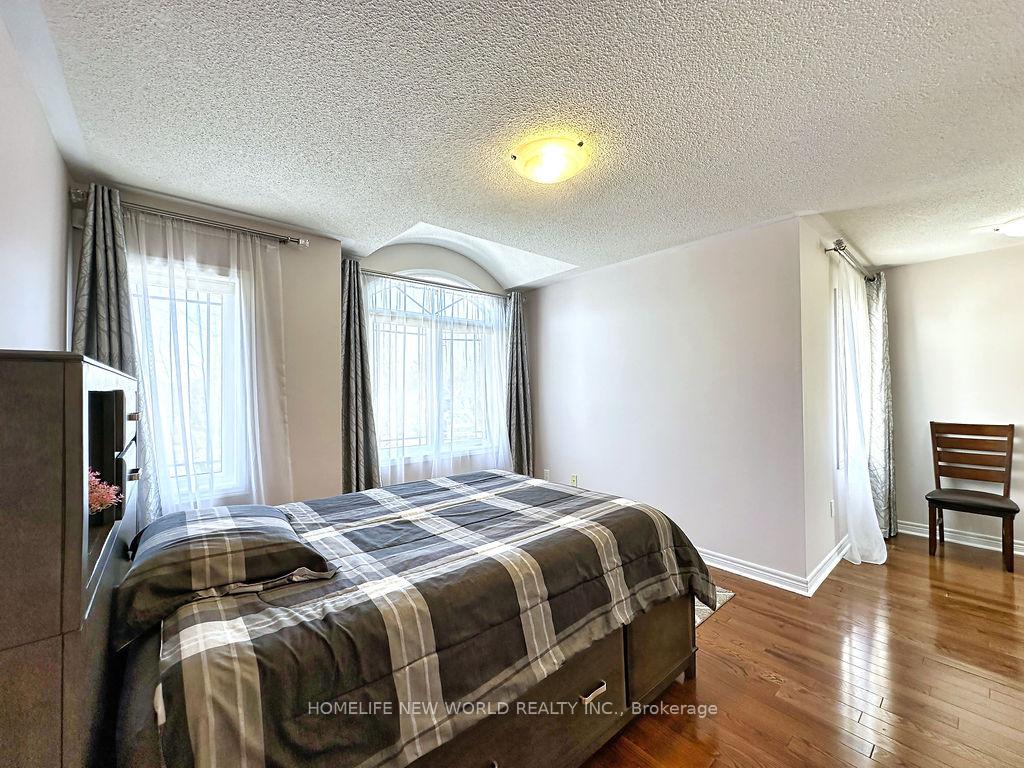 Photo 21 of 79 Chopin Boulevard, Vaughan, Patterson — HOMEH