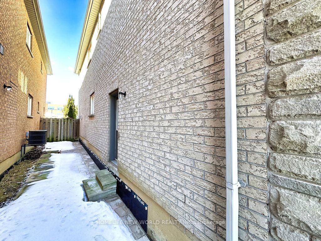 Photo 45 of 79 Chopin Boulevard, Vaughan, Patterson — HOMEH
