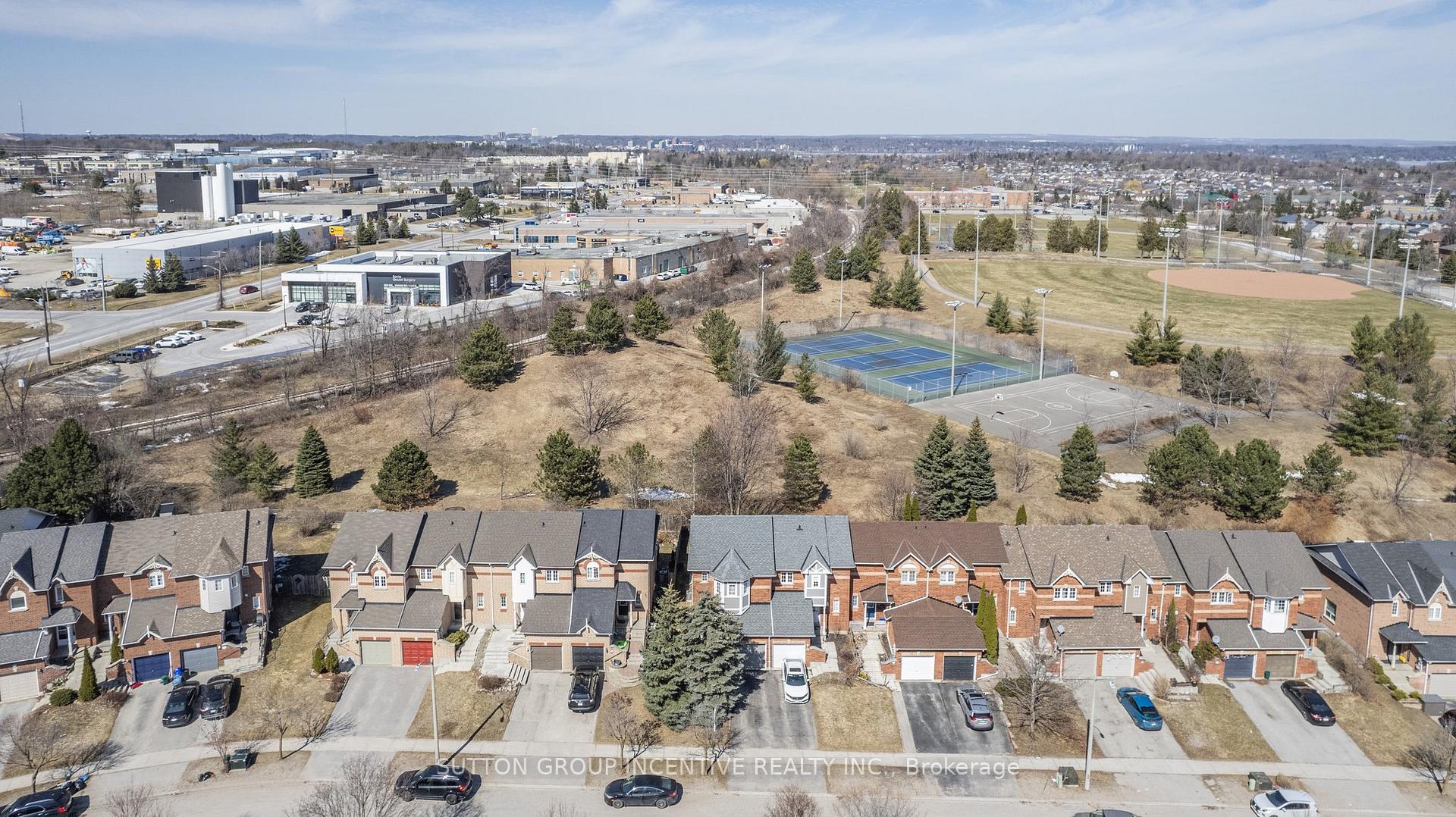 Photo 23 of 54 Gadwall Avenue, Barrie, Painswick South — HOMEH