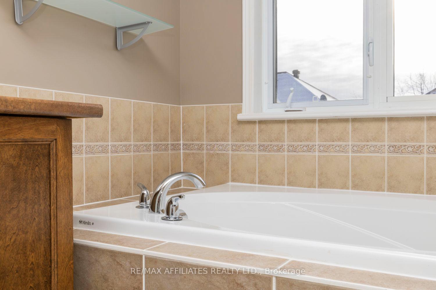 Photo 25 of 306 Berrigan Drive, Ottawa, Barrhaven - Longfields — HOMEH