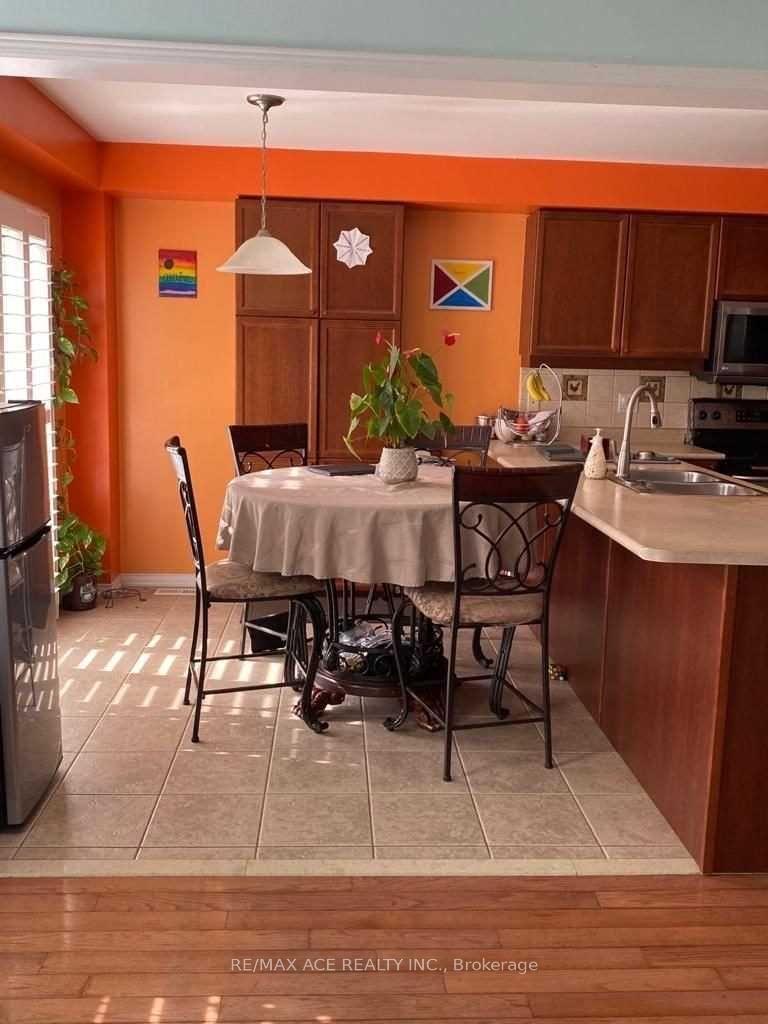 Photo 6 of 65 Carpendale Crescent, Ajax, Northeast Ajax — HOMEH