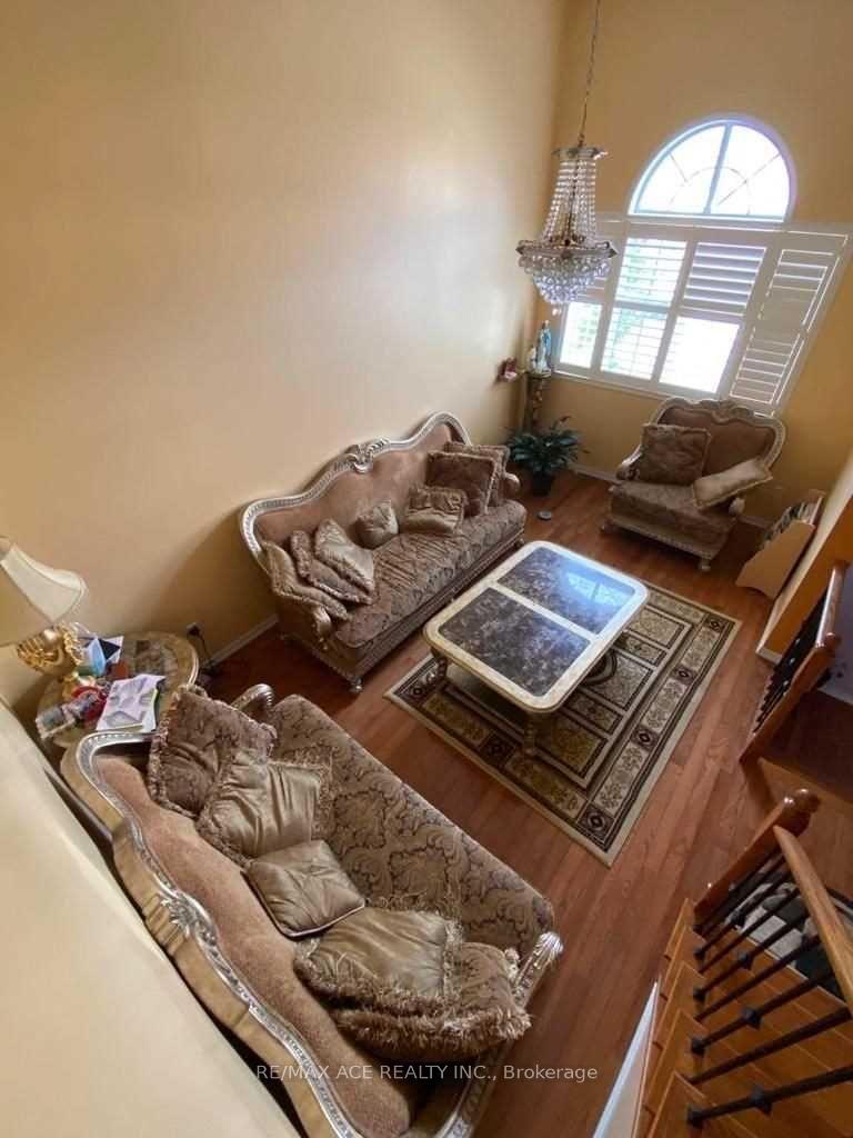 Photo 7 of 65 Carpendale Crescent, Ajax, Northeast Ajax — HOMEH