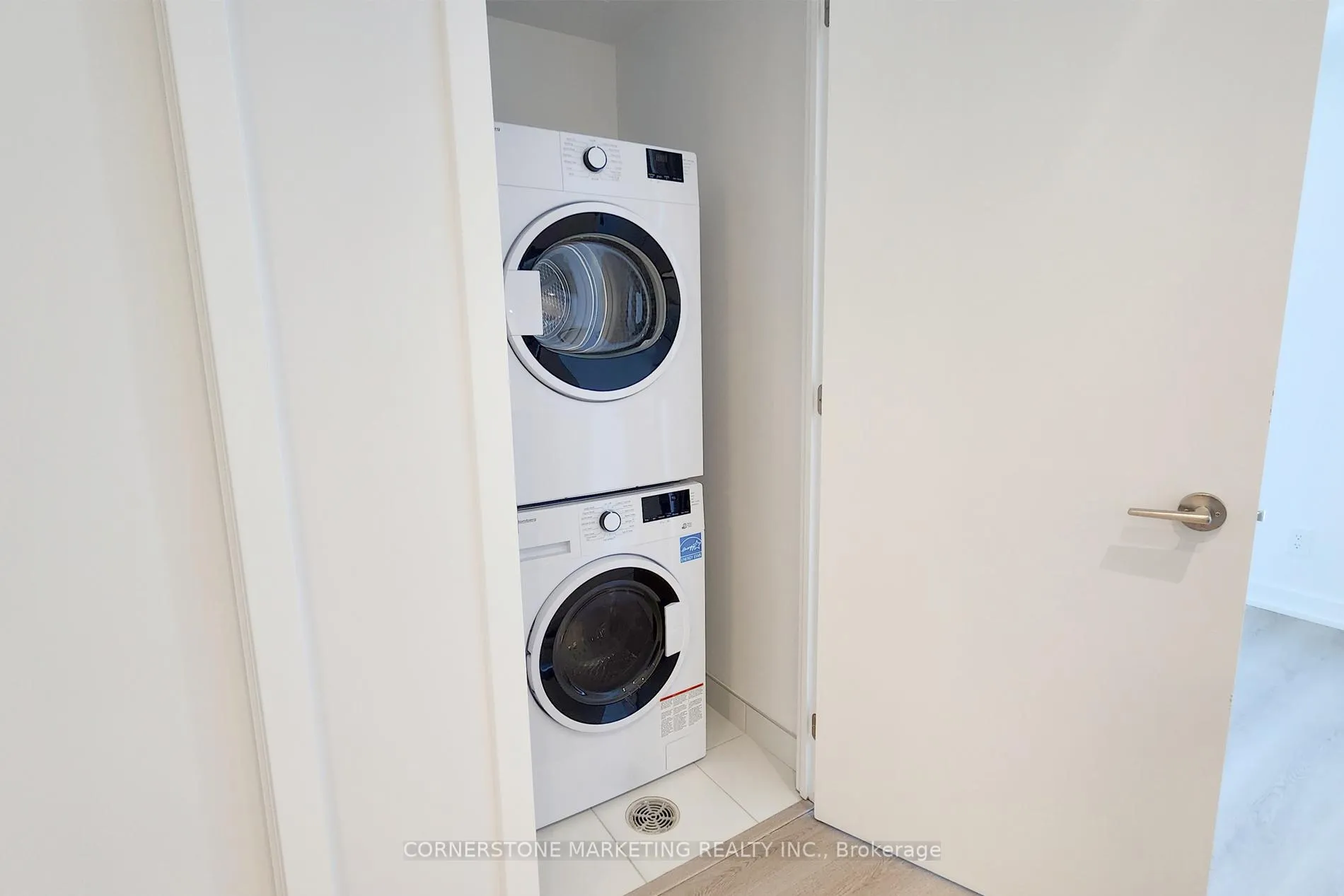 Photo 9 of Unit 1516, 100 Queen Street E, Toronto, Church-Yonge Corridor — HOMEH