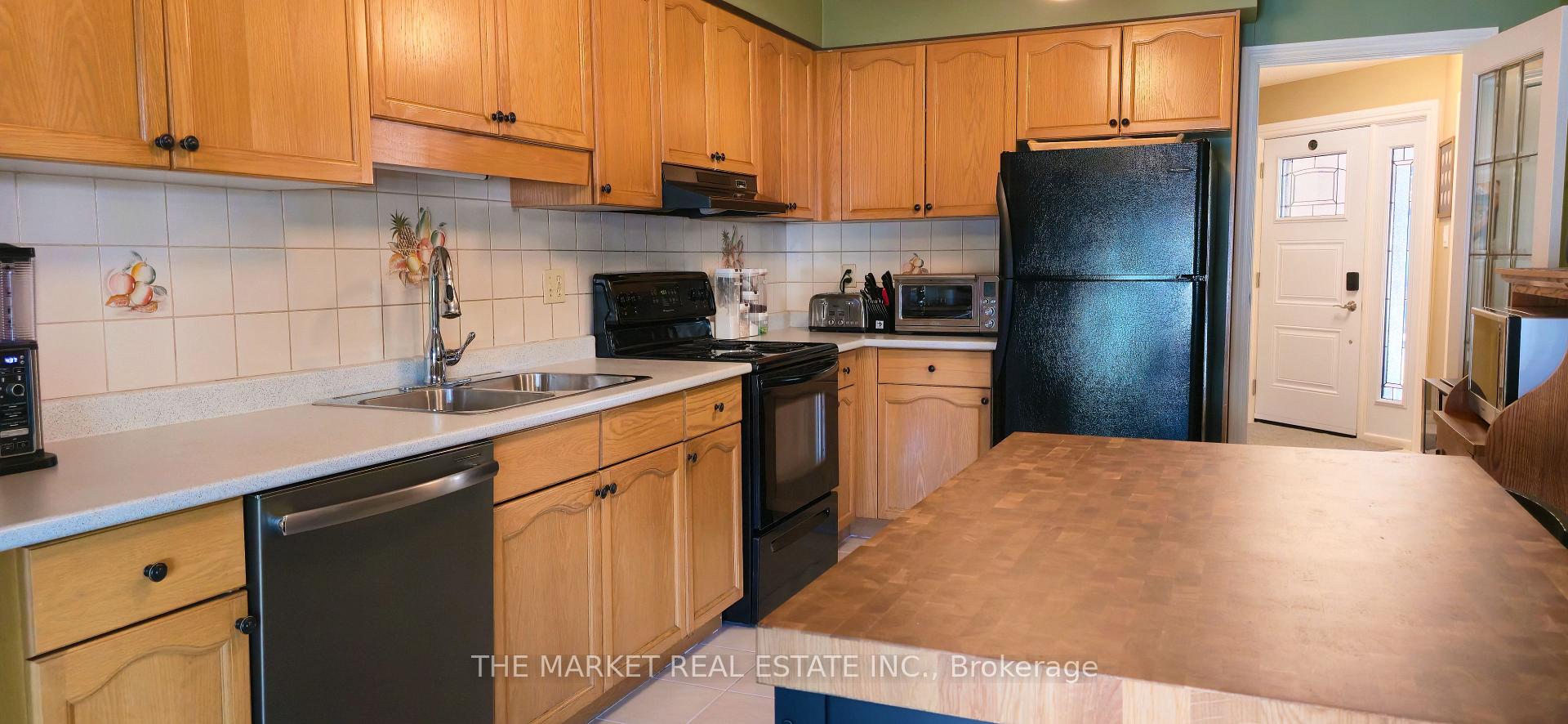 Photo 6 of 233 Acadia Drive, Hamilton, Butler — HOMEH
