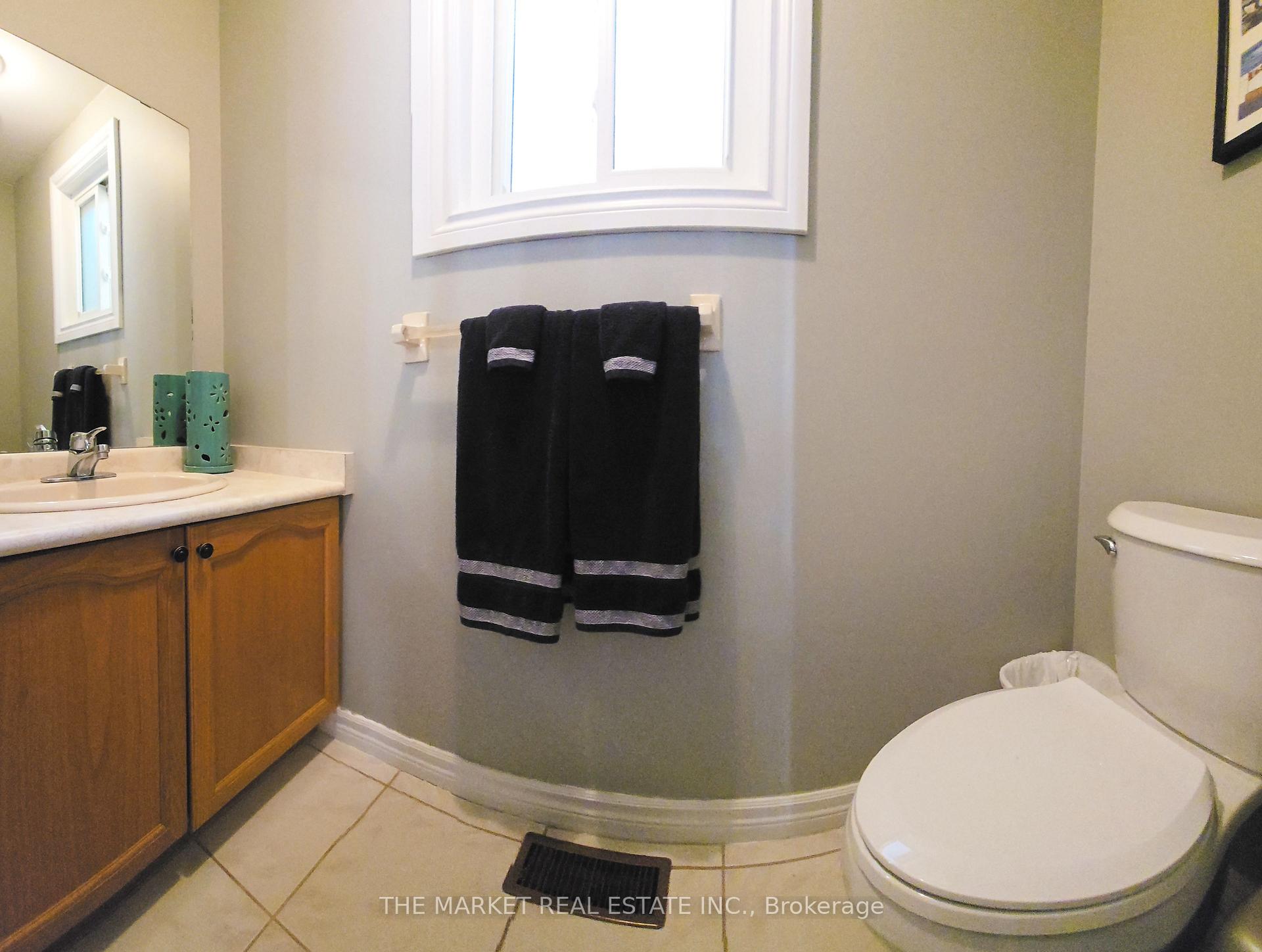 Photo 7 of 233 Acadia Drive, Hamilton, Butler — HOMEH