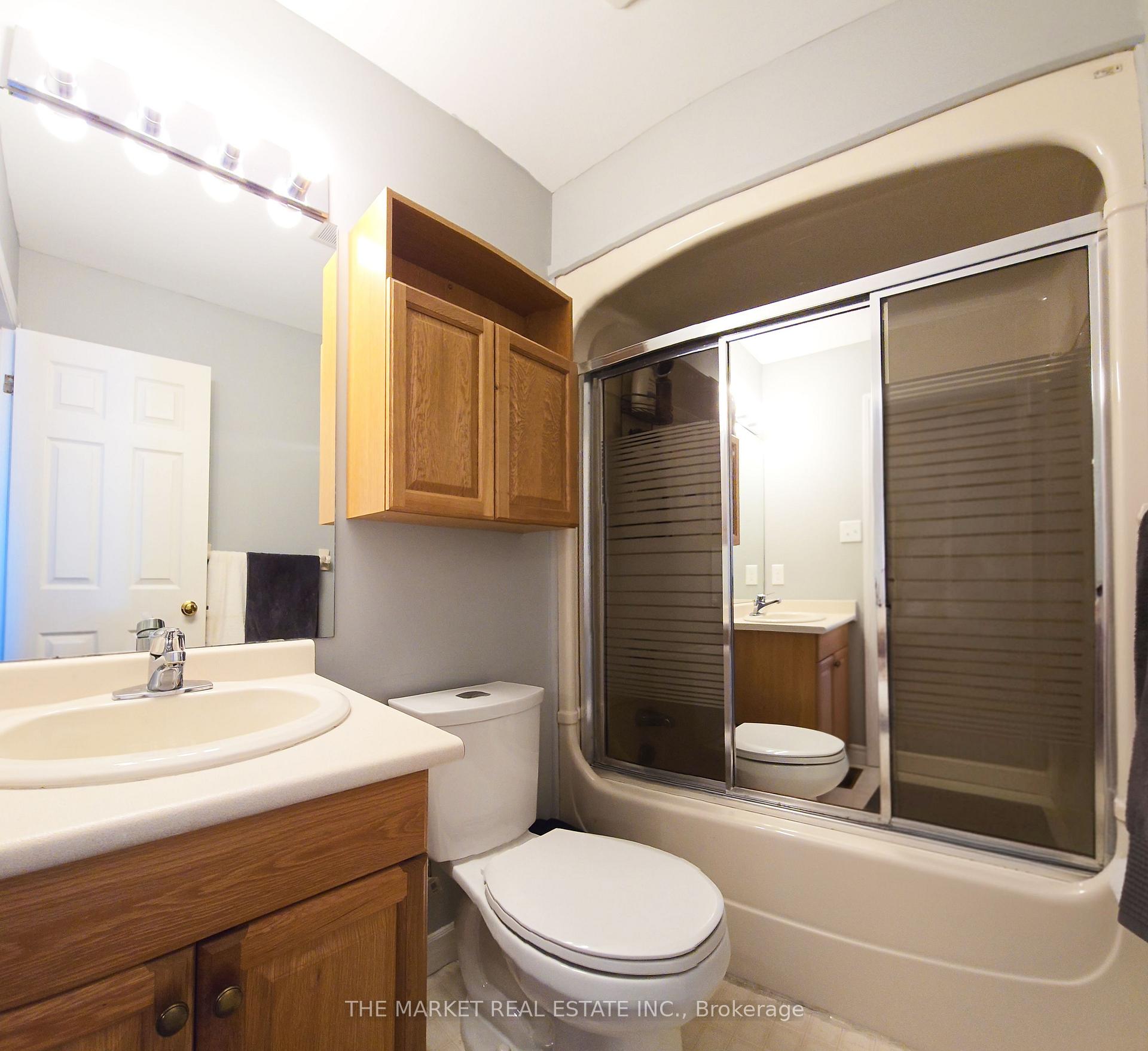 Photo 10 of 233 Acadia Drive, Hamilton, Butler — HOMEH