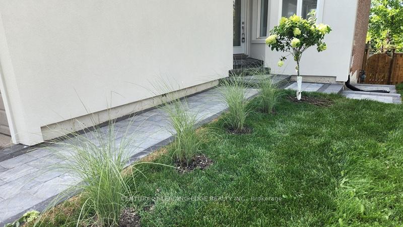 Photo 8 of 88 Bonny Meadows Drive, Aurora, Aurora Highlands — HOMEH