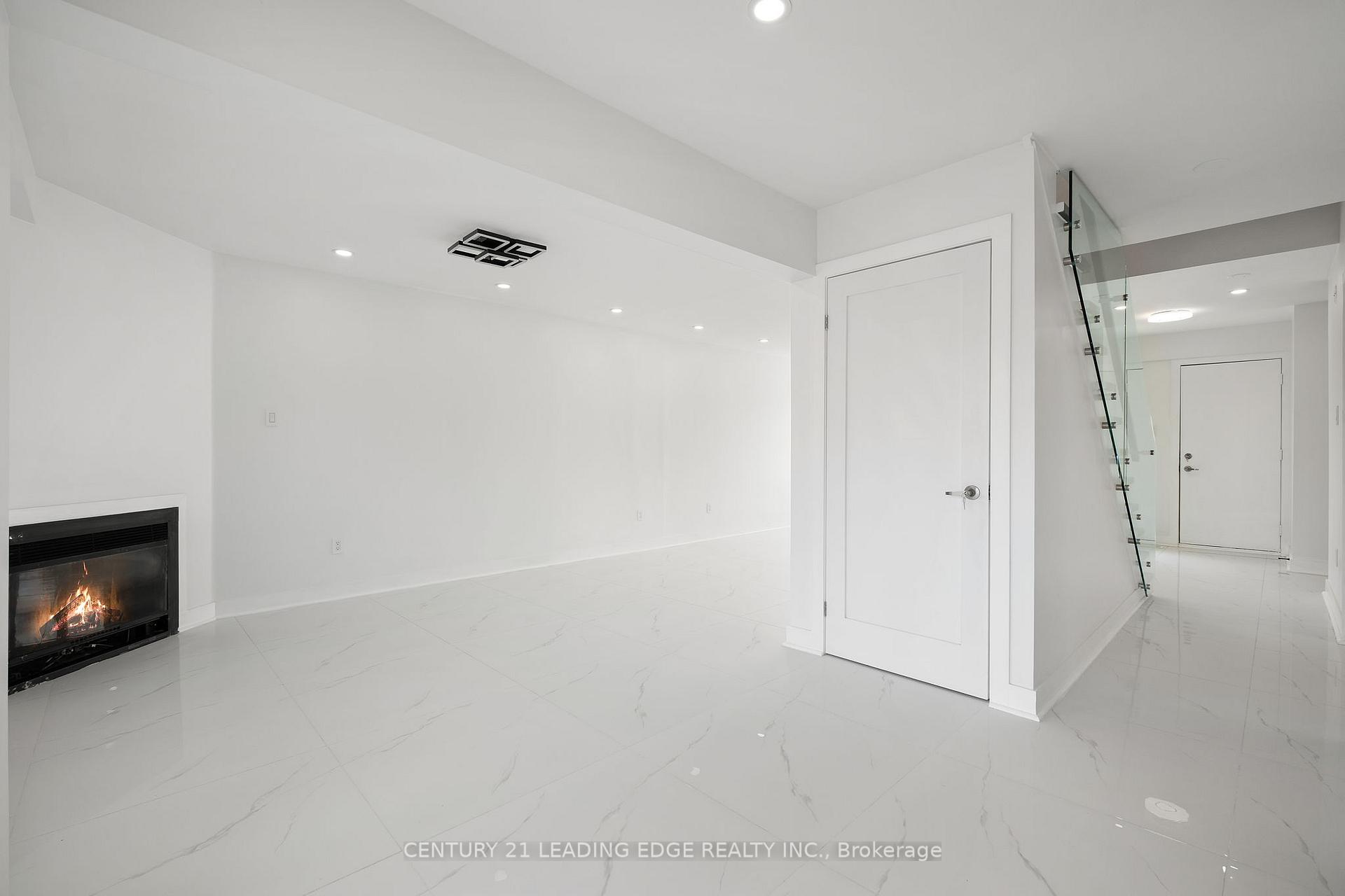Photo 7 of 88 Bonny Meadows Drive, Aurora, Aurora Highlands — HOMEH